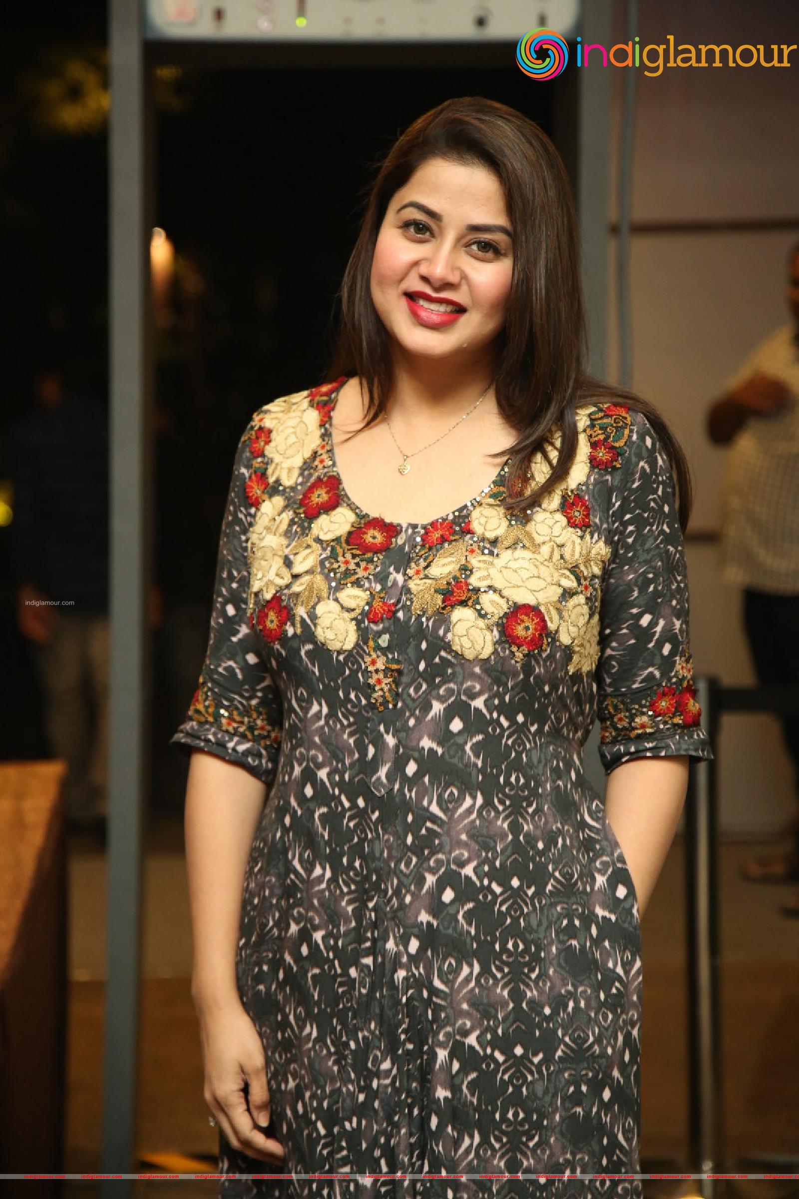 Sangeetha Actress hd photo