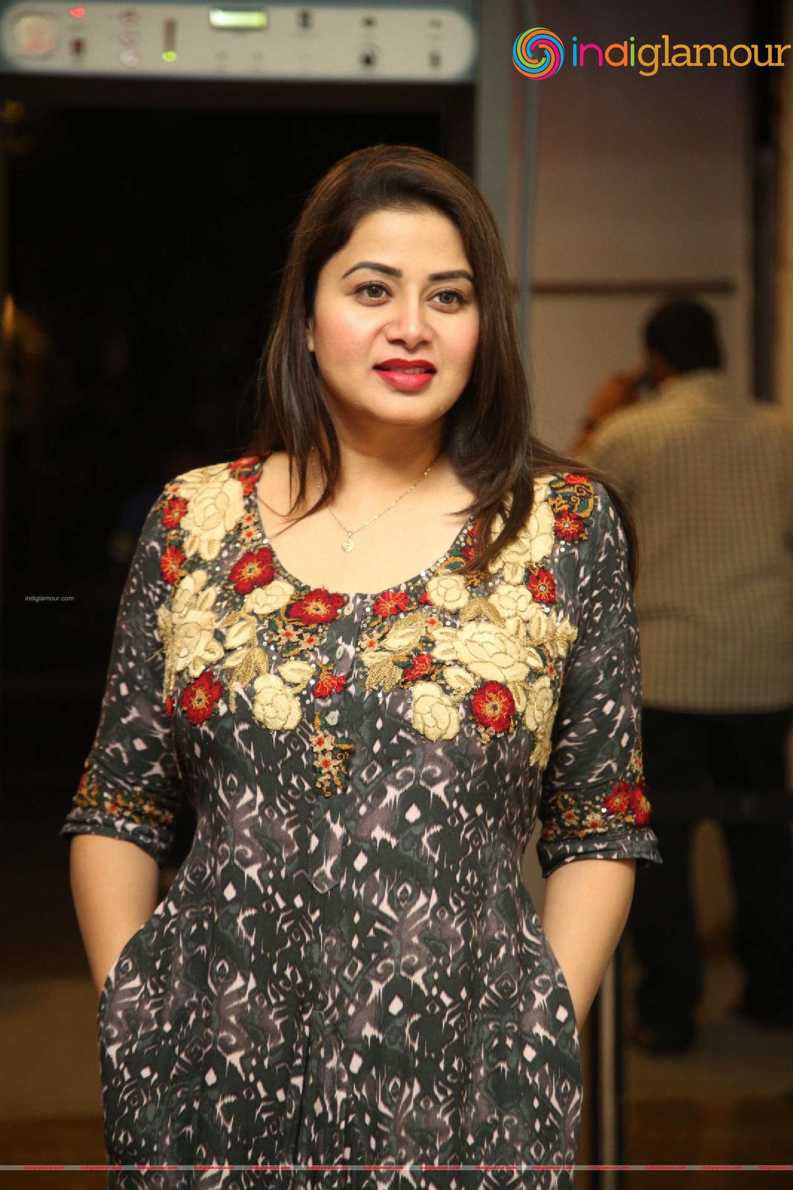 Sangeetha Actress hd photo