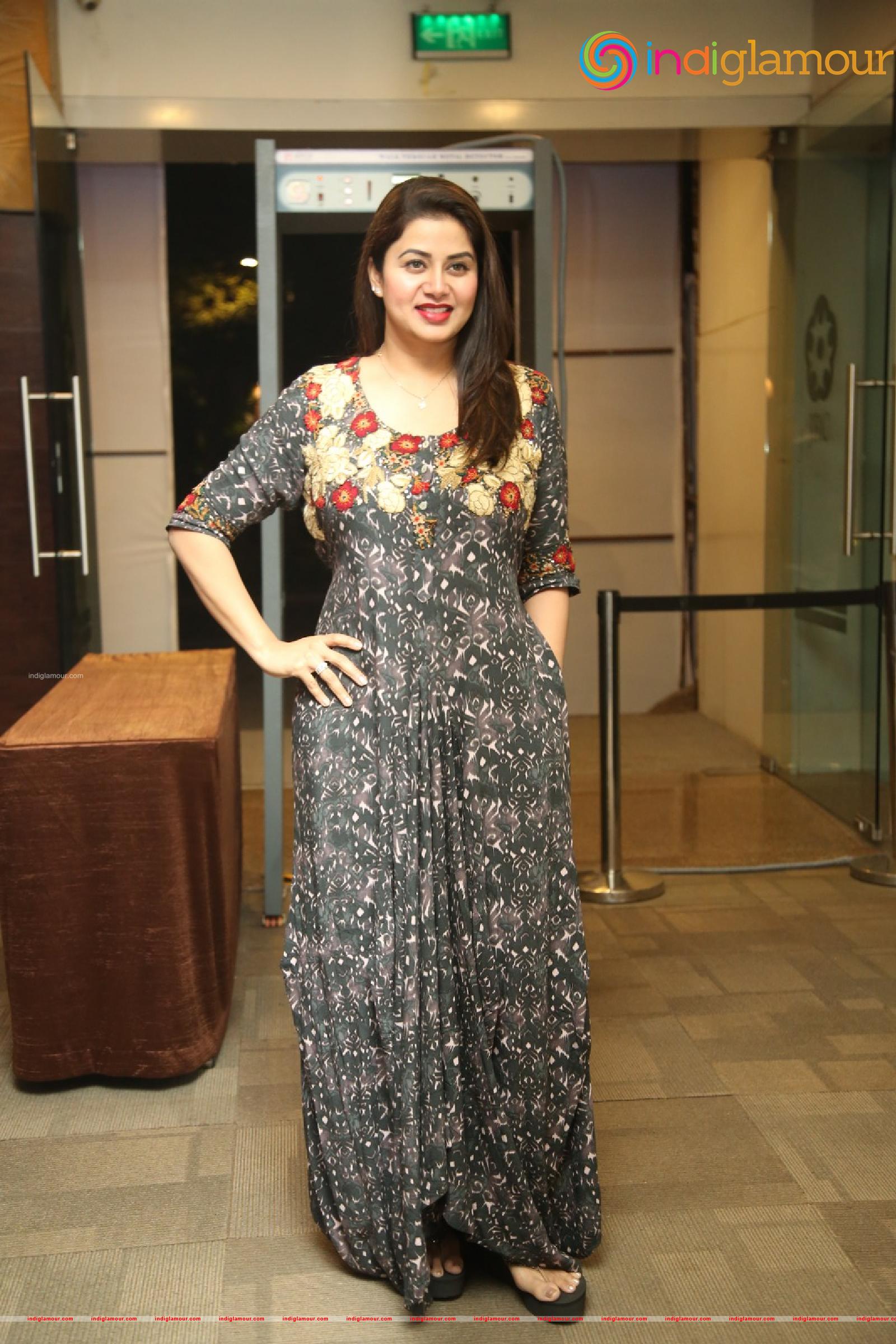 Sangeetha Actress hd photo