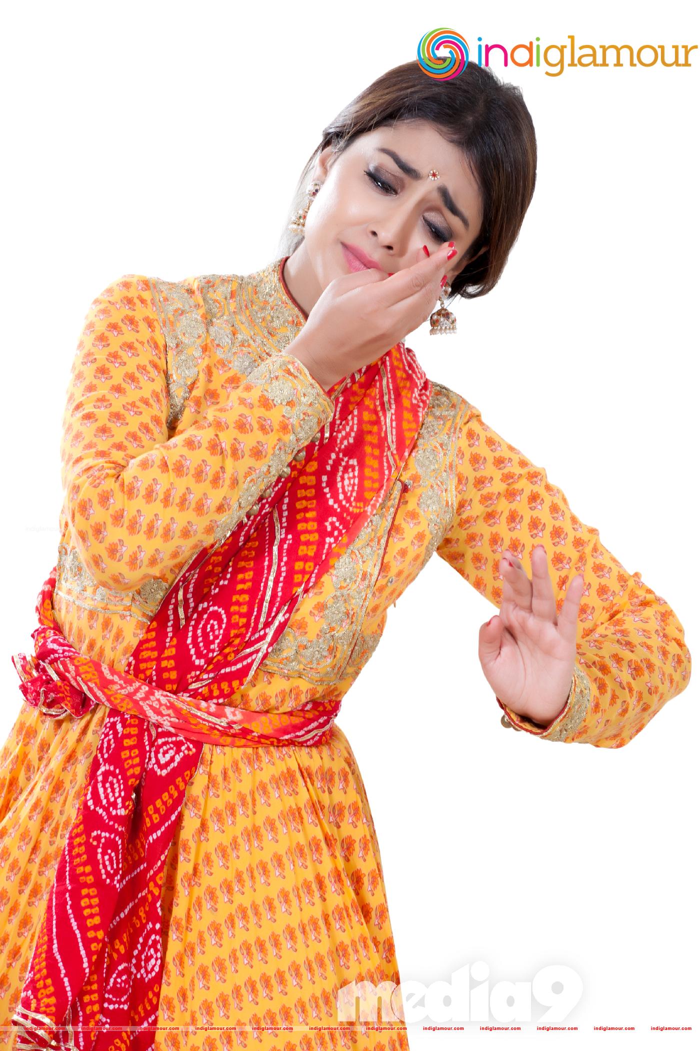 Shriya Saran Actress hd photo
