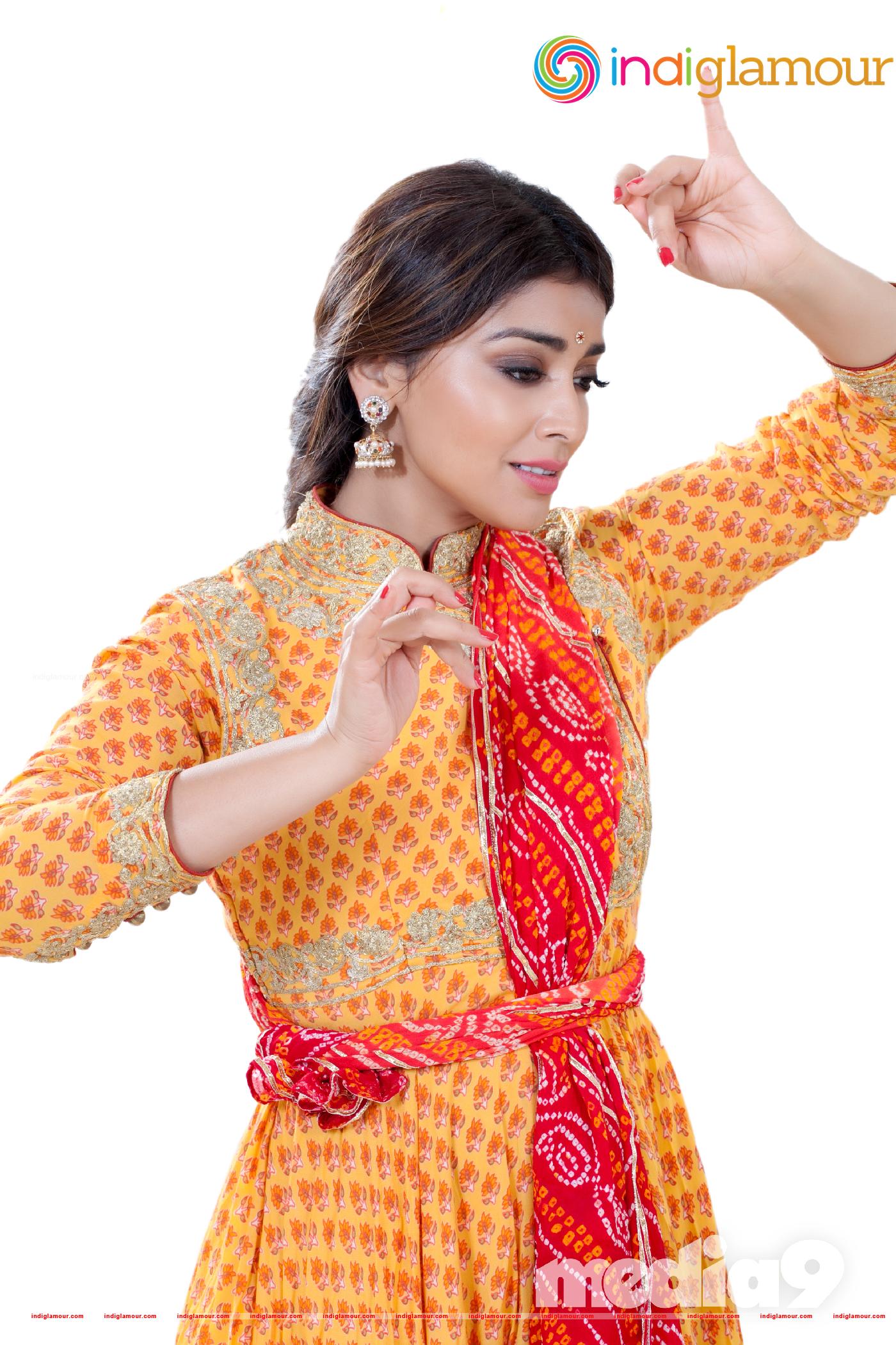 Shriya Saran Actress hd photo