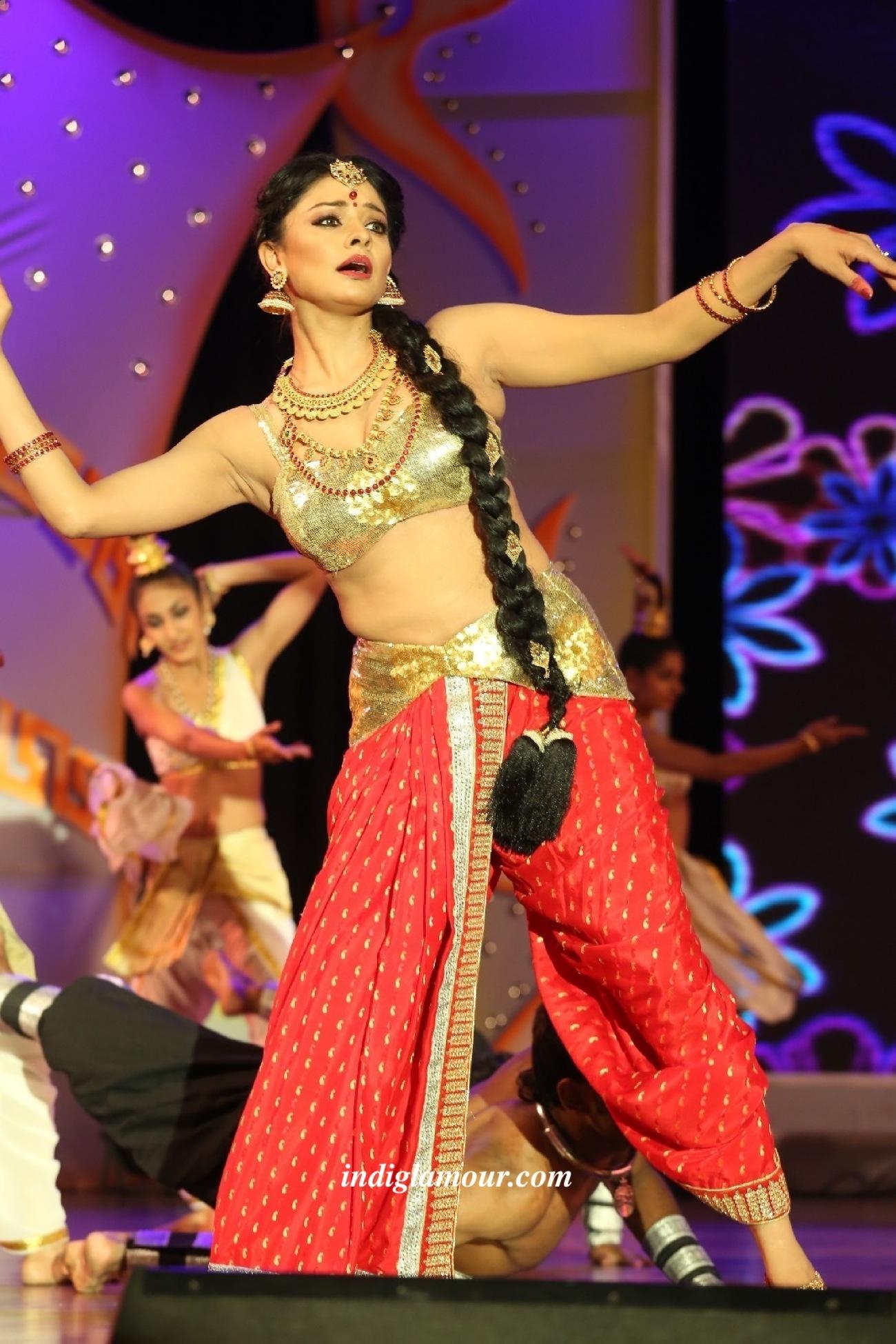 Pooja Kumar Actress hd photo