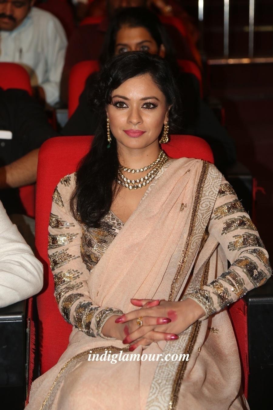 Pooja Kumar Actress hd photo
