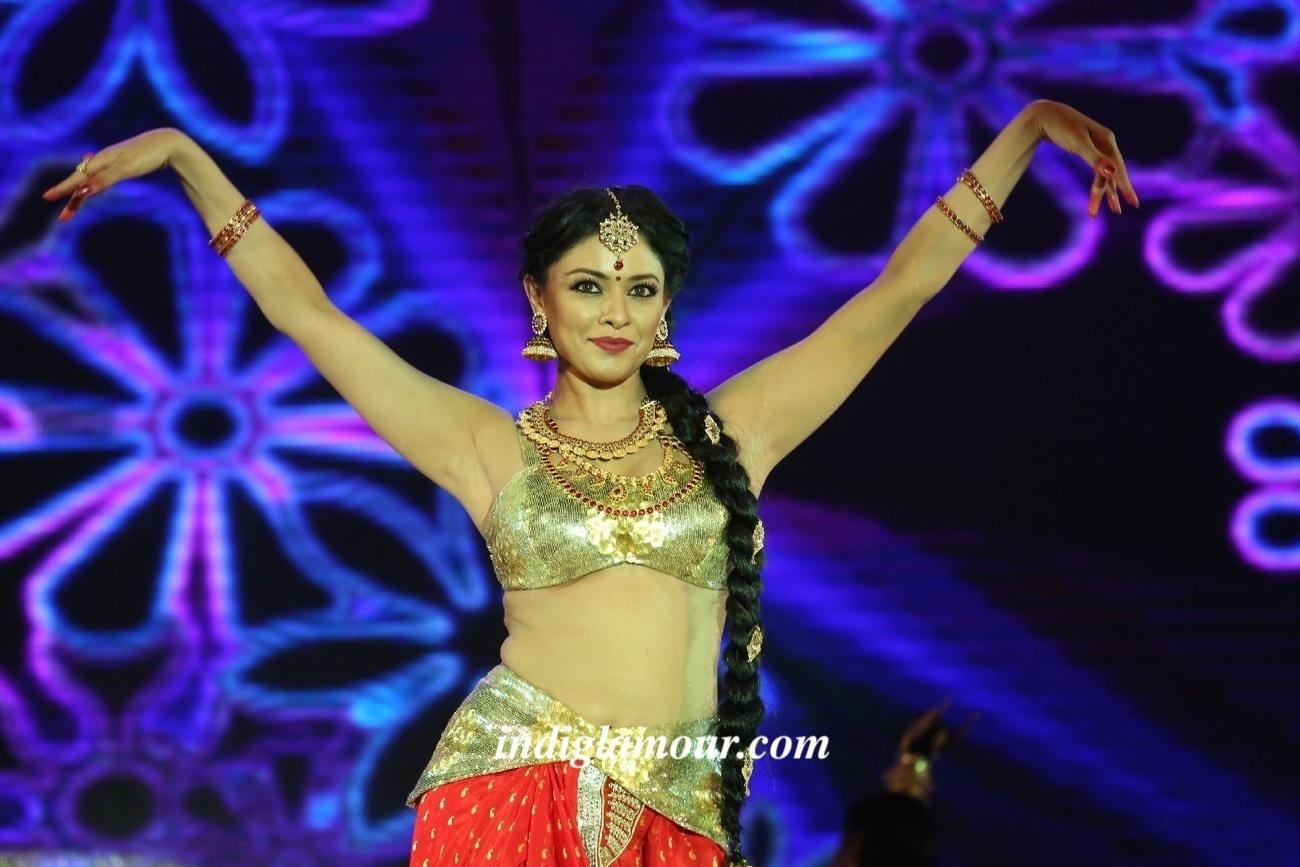 Pooja Kumar Actress hd photo