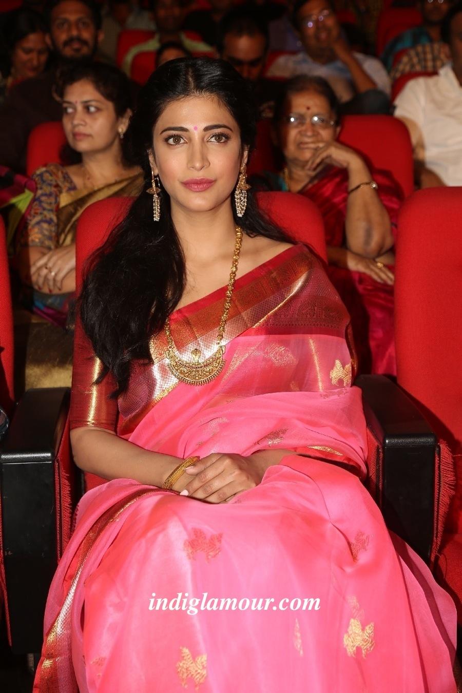 Shruti Haasan Actress hd photo