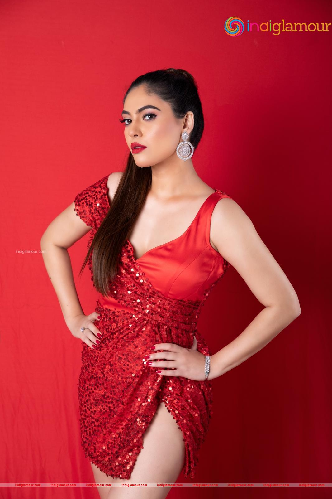 Sherin Actress hd photo