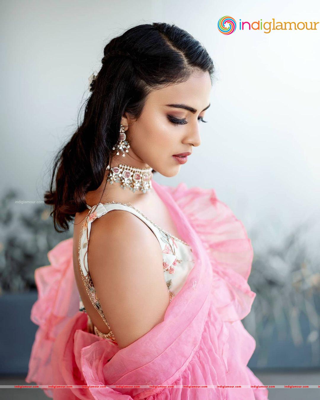 Amala Paul Actress hd photo