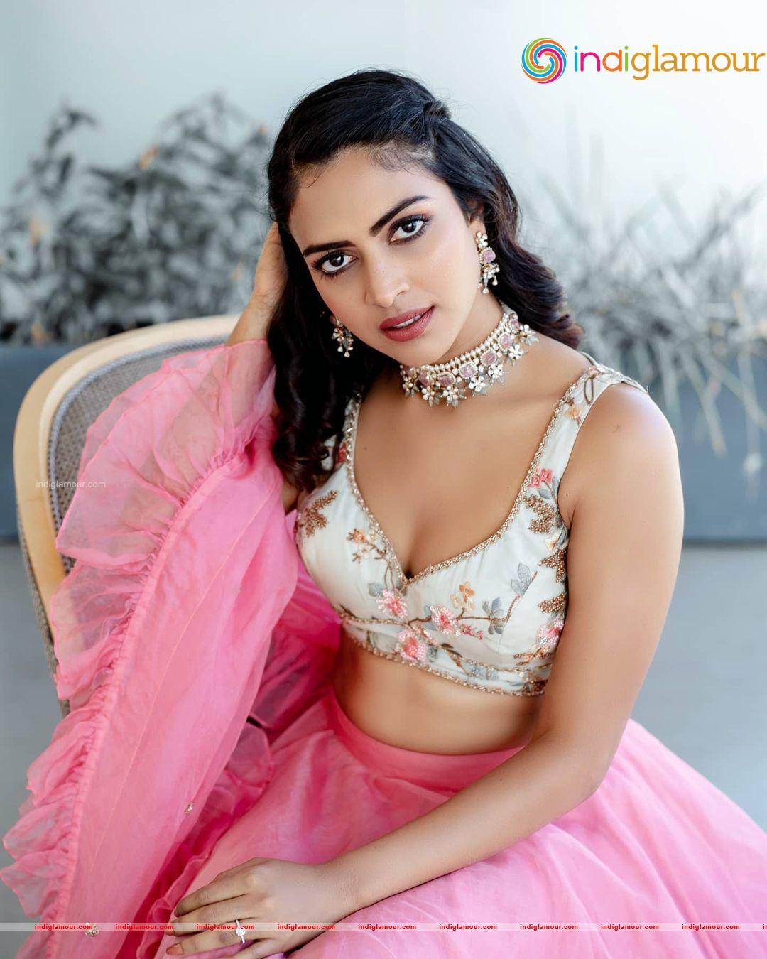 Amala Paul Actress hd photo