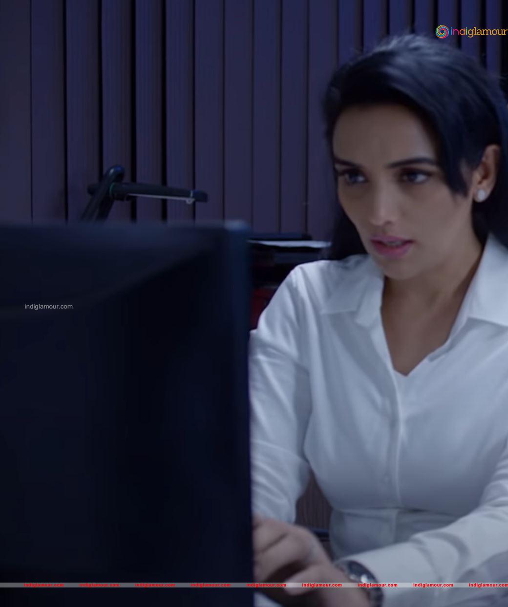 Shweta Menon Actress hd photo