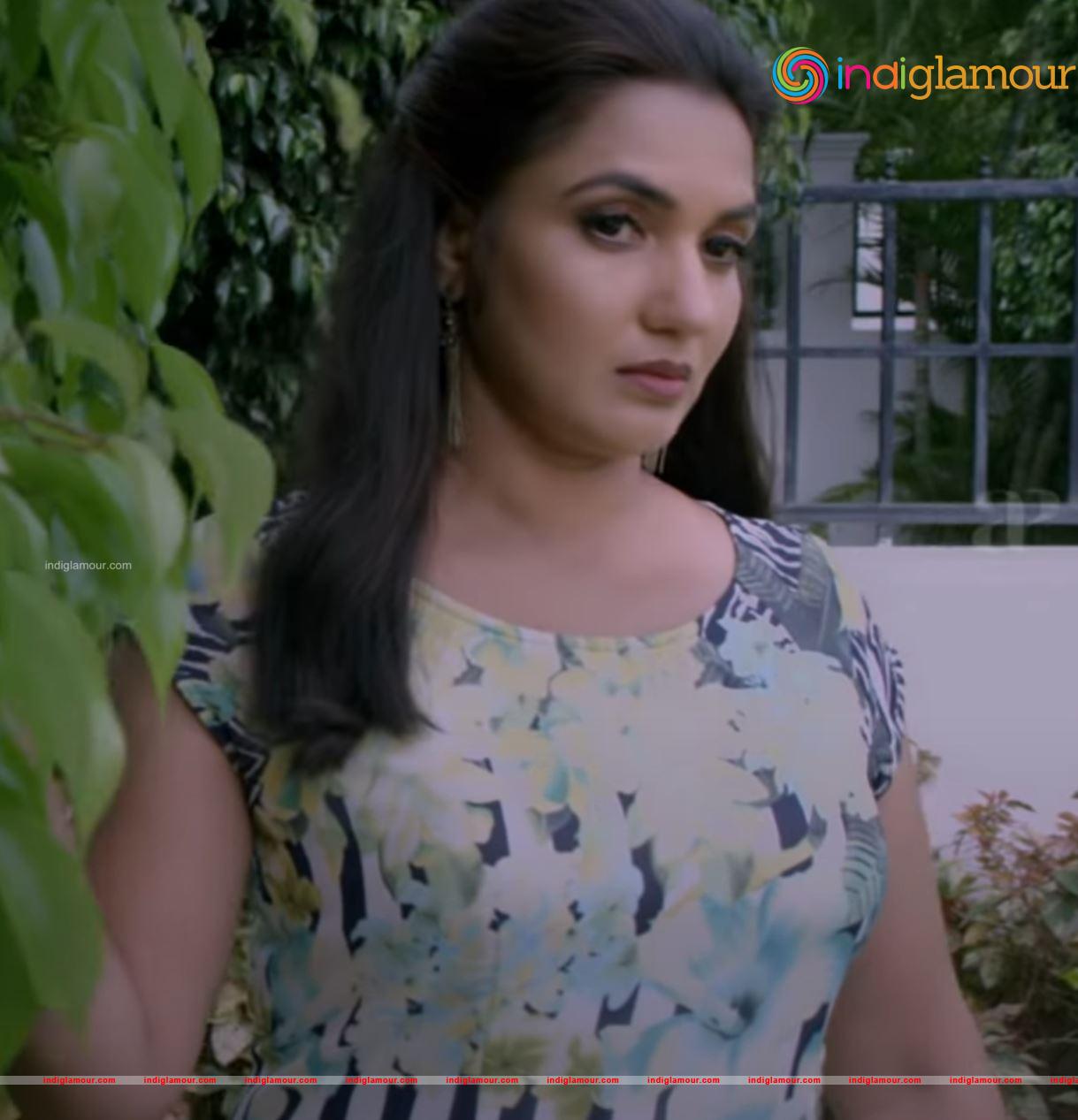 Sukanya Actress hd photo