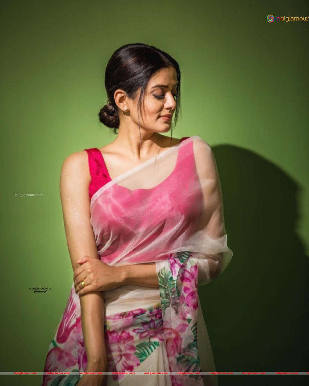 Priya Mani Actress hd photo
