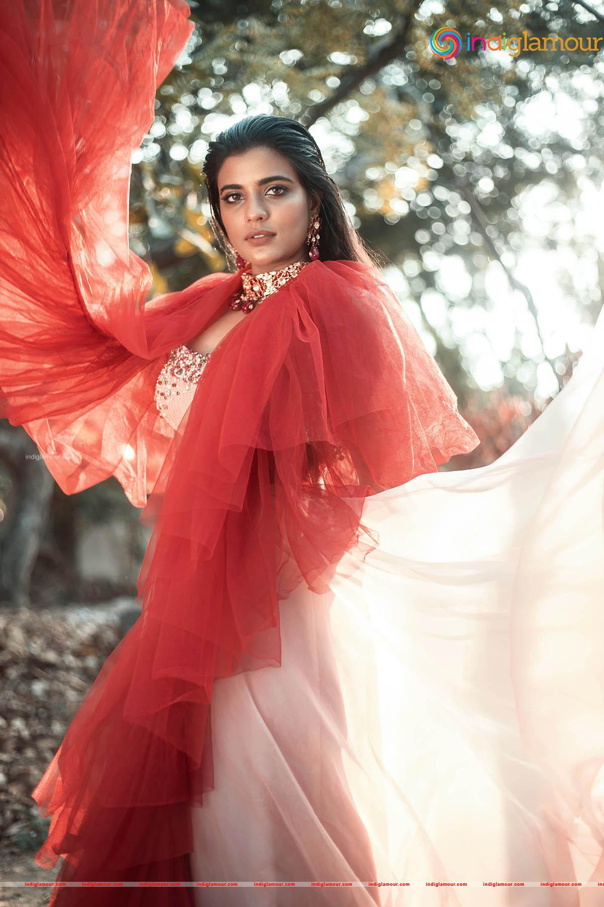 Aishwarya Rajesh Actress hd photo