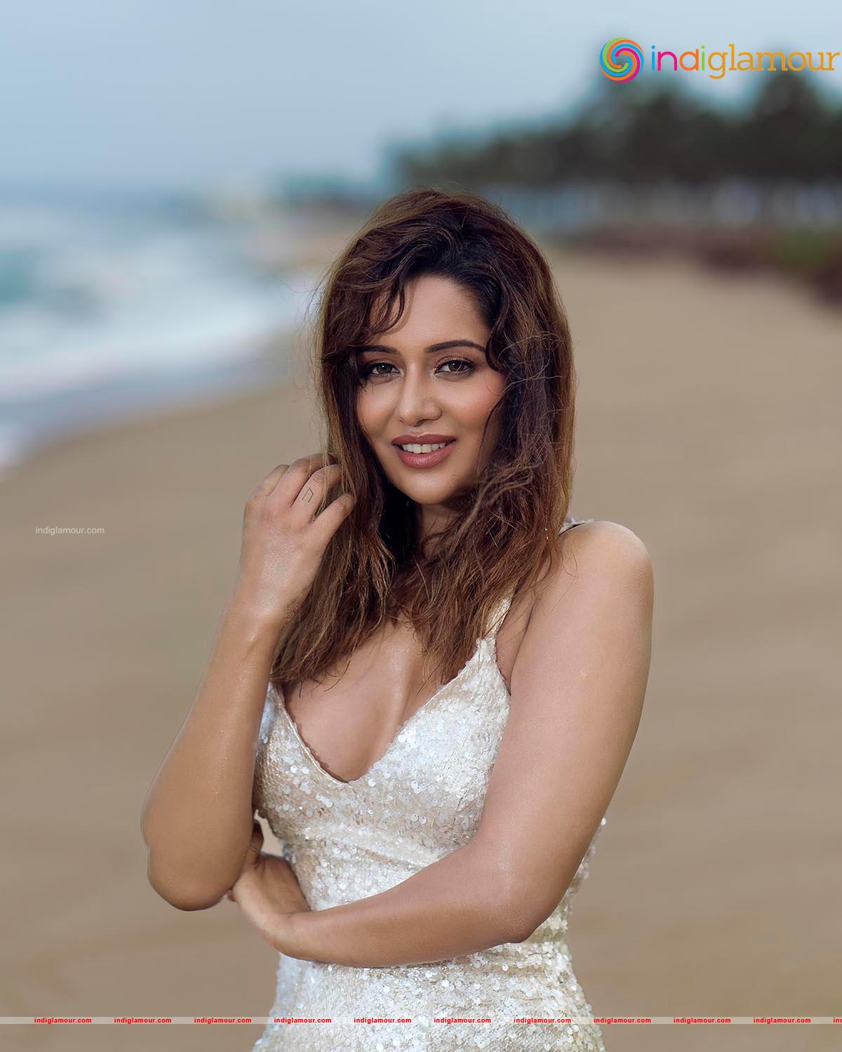 Raiza Wilson Actress hd photo