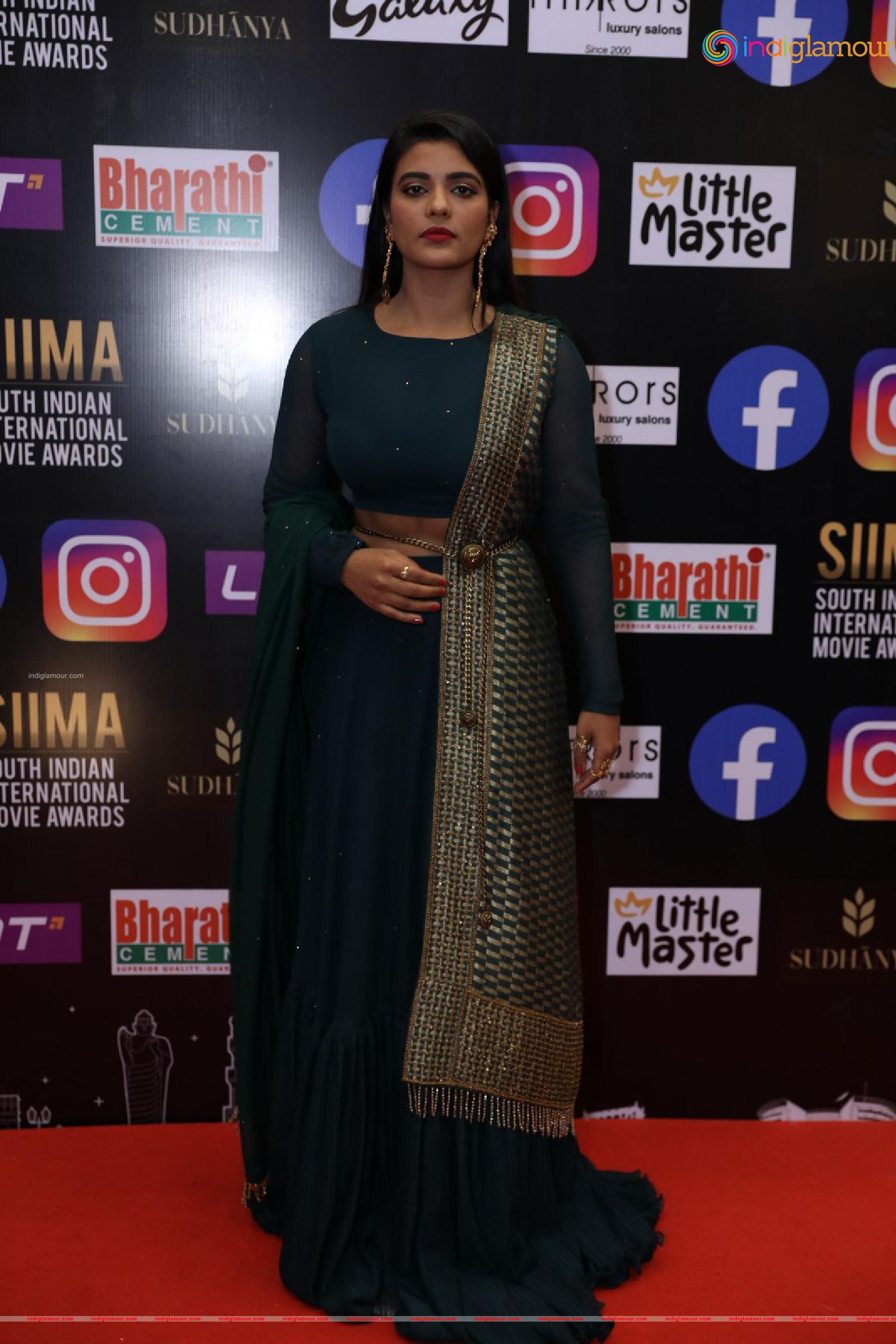 Aishwarya Rajesh Actress hd photo