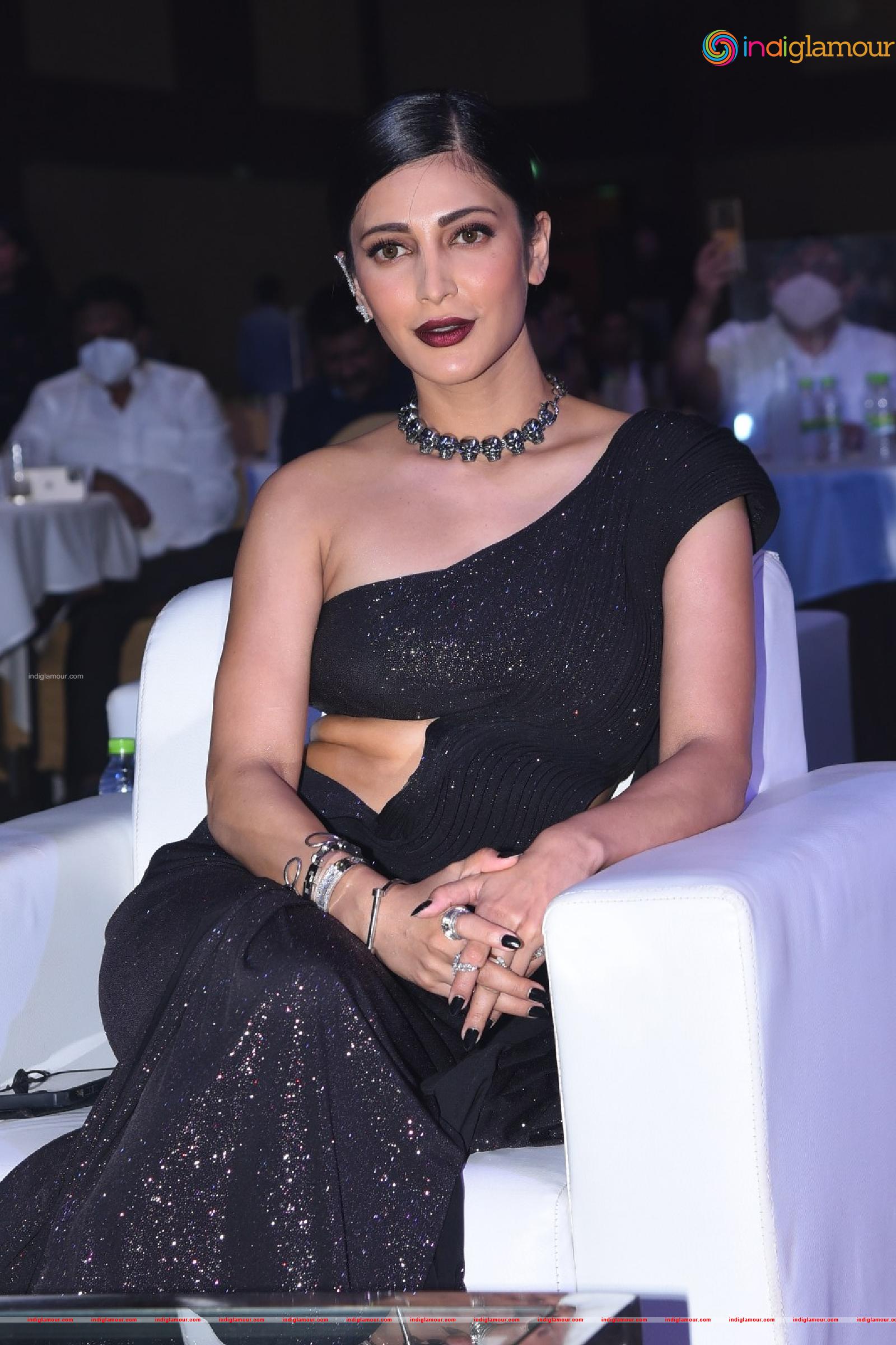 Shruti Hassan Actress hd photo