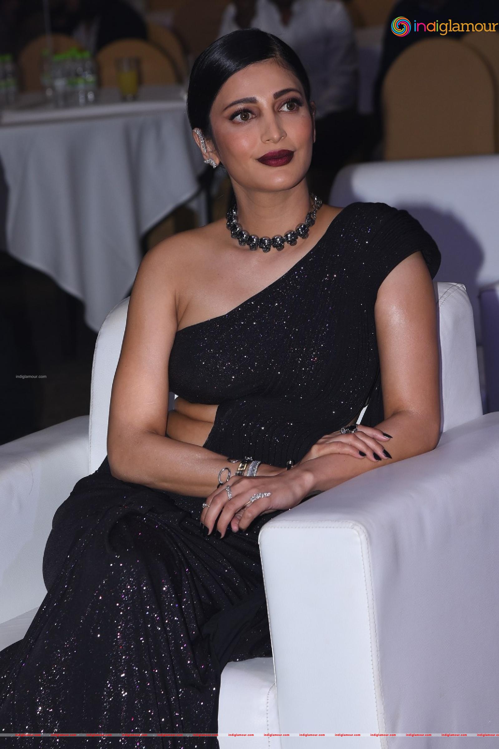Shruti Hassan Actress hd photo