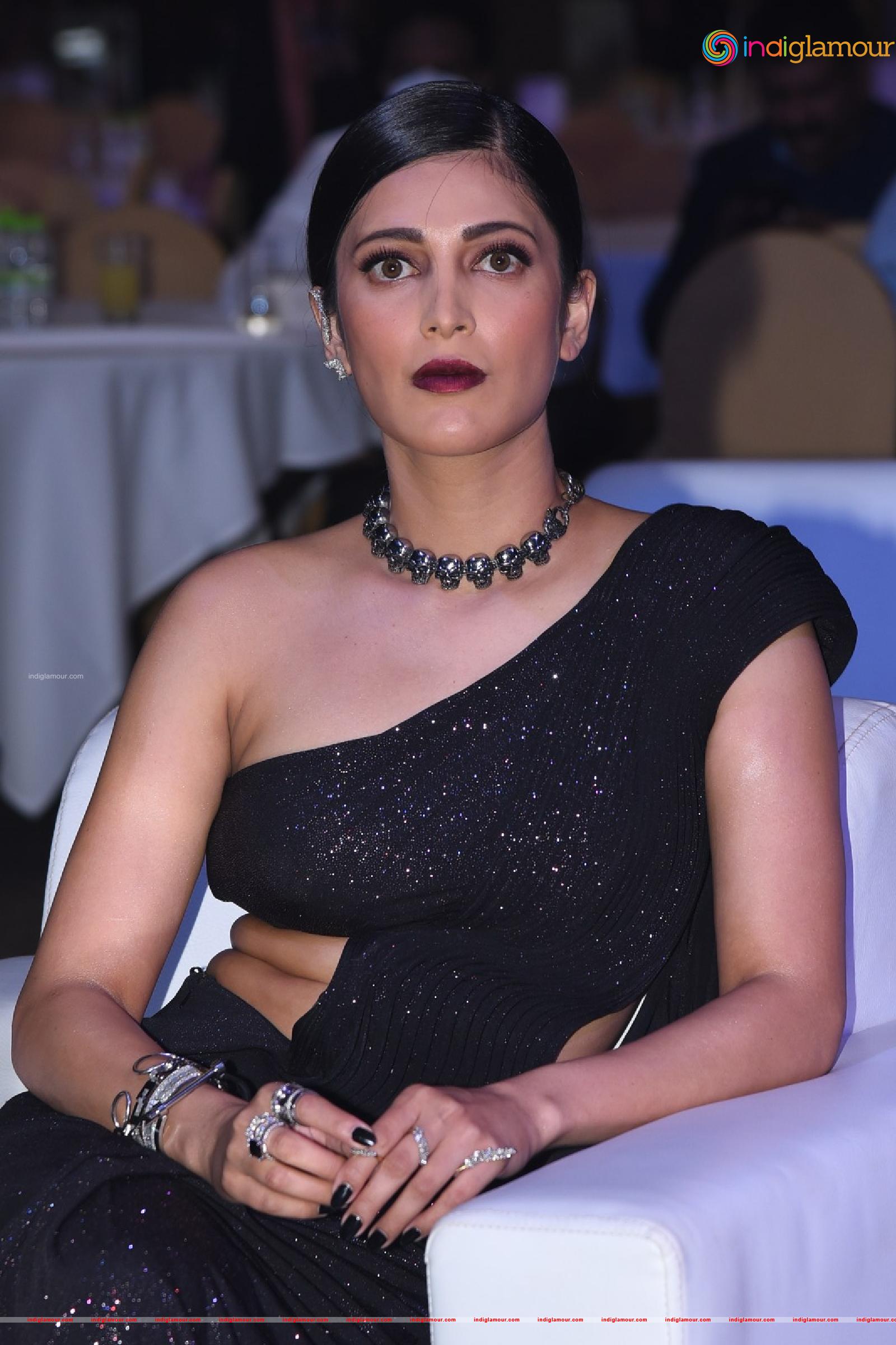 Shruti Hassan Actress hd photo