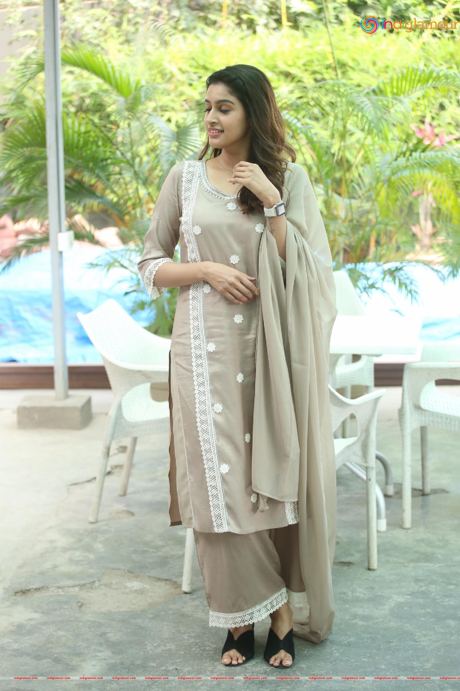Tanya Ravichandran Actress hd photo