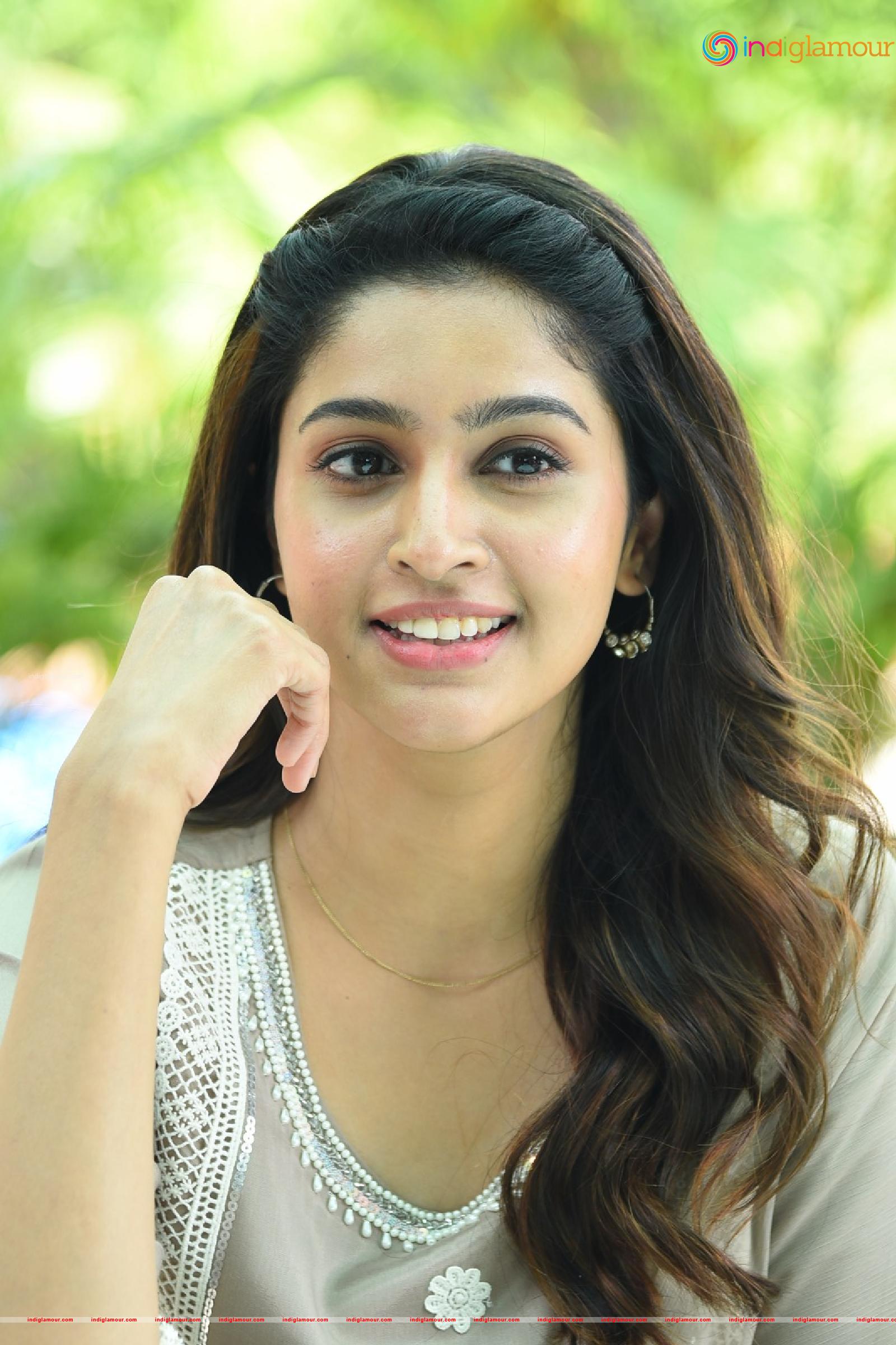 Tanya Ravichandran Actress hd photo