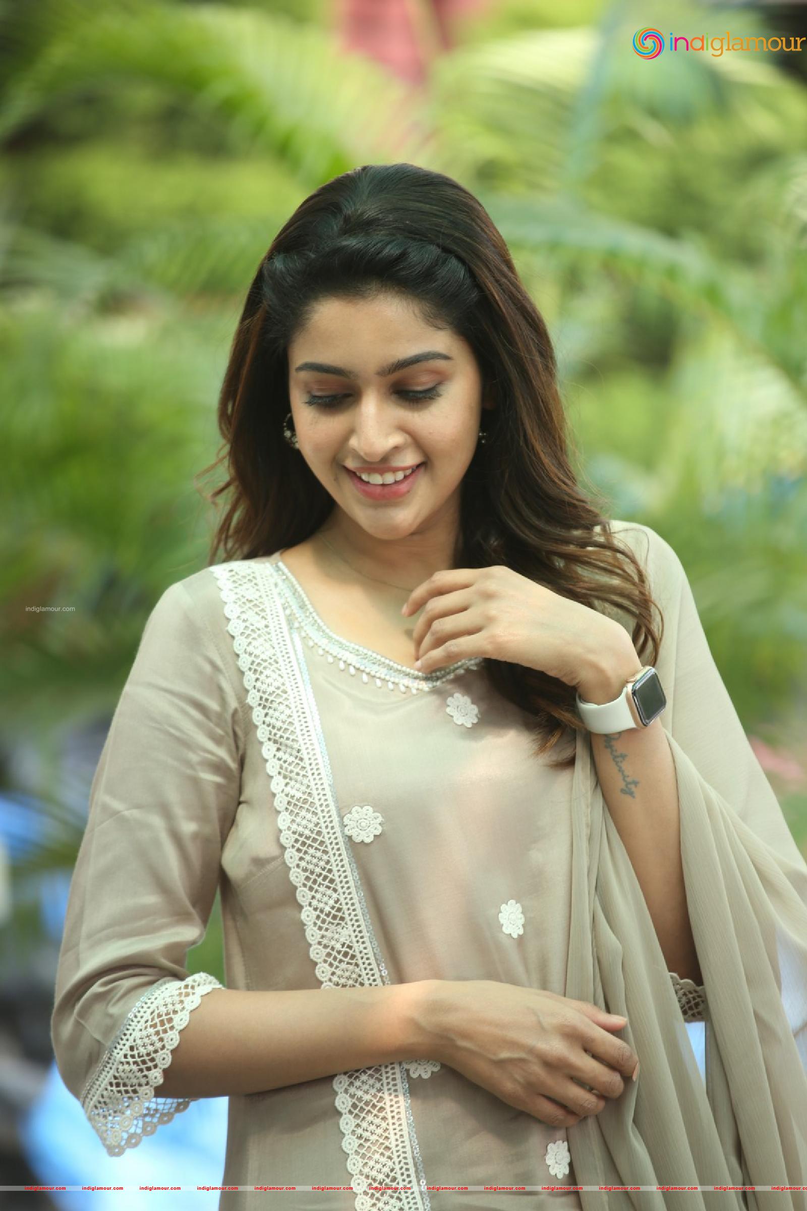 Tanya Ravichandran Actress hd photo
