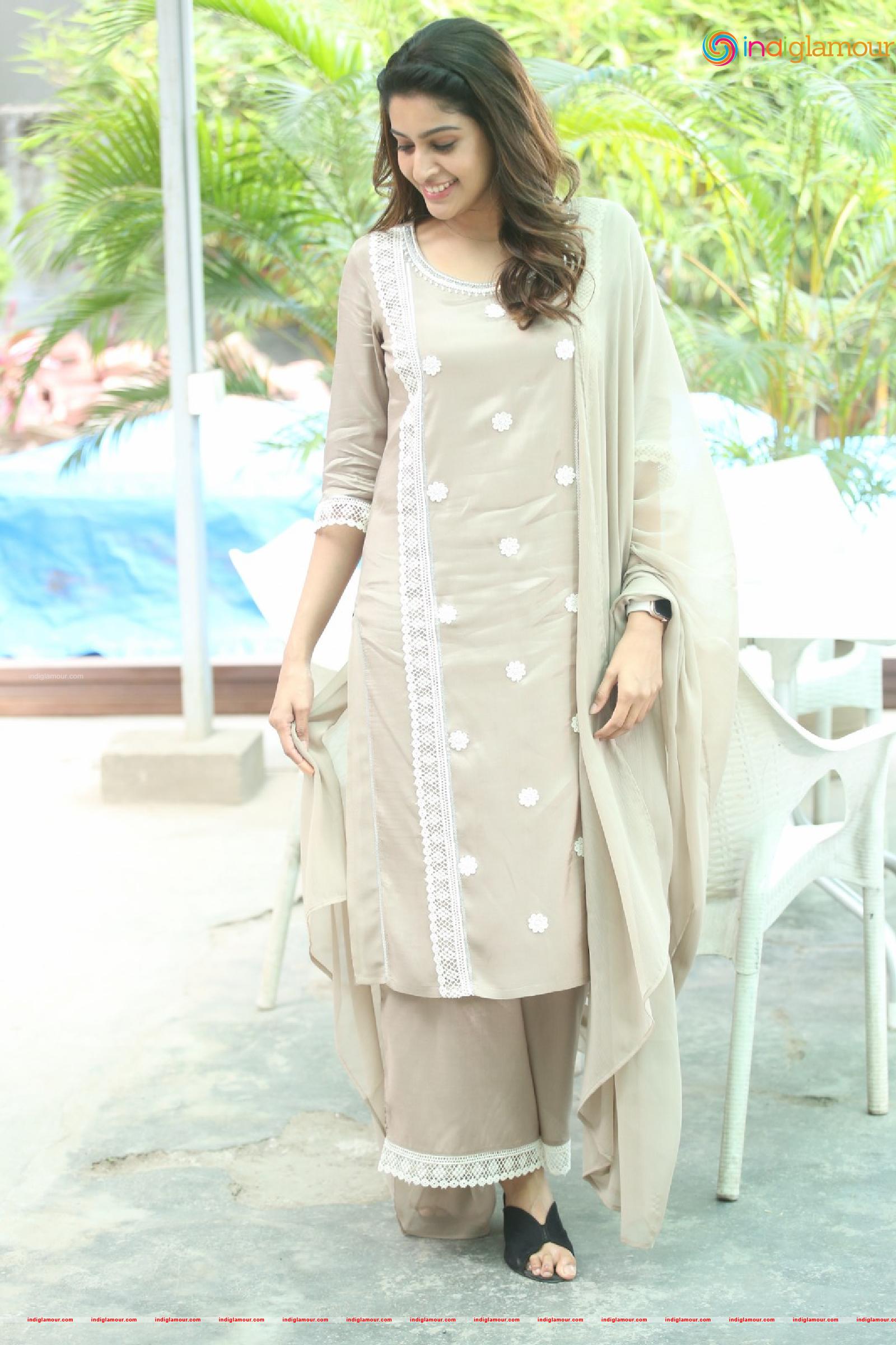 Tanya Ravichandran Actress hd photo