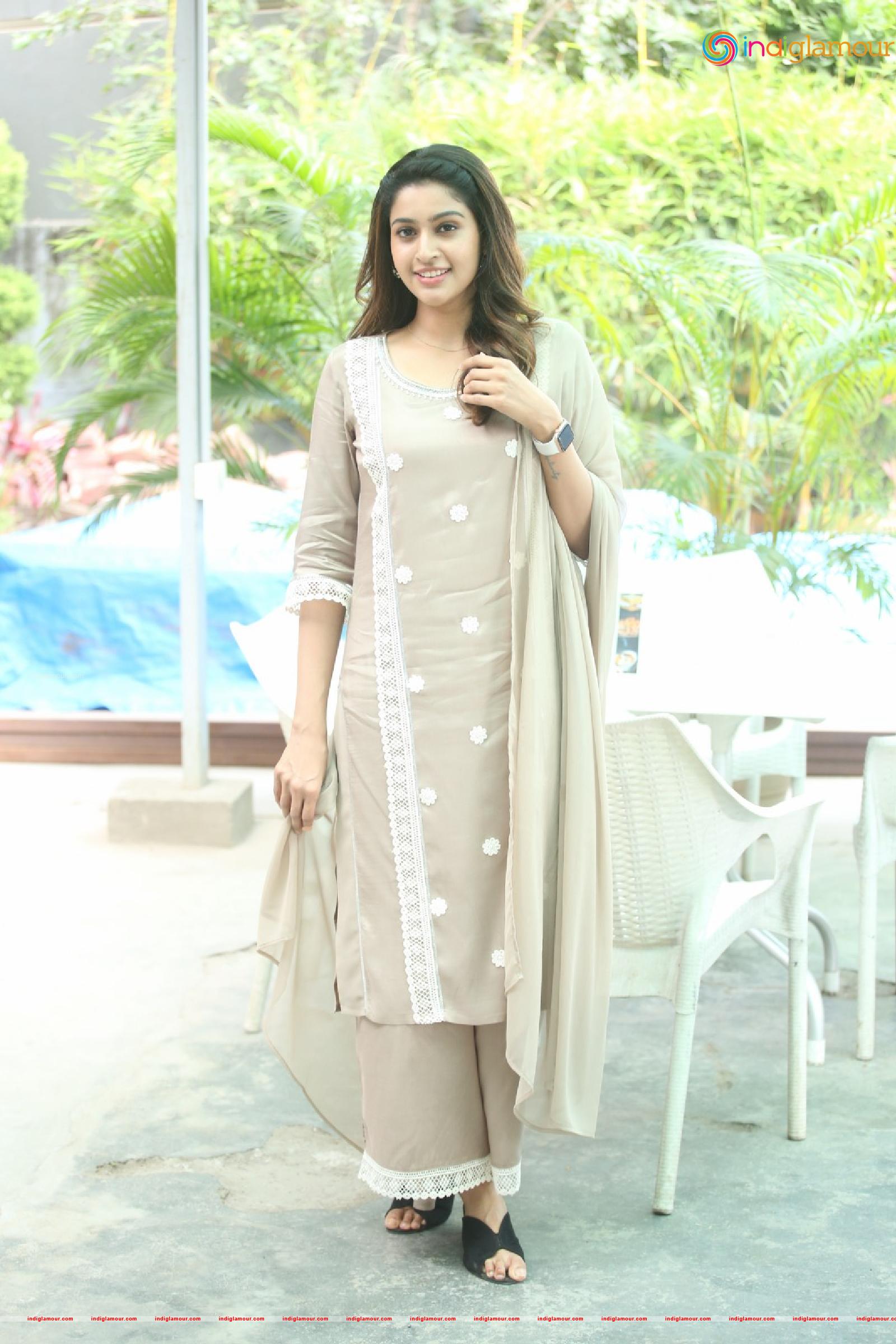 Tanya Ravichandran Actress hd photo