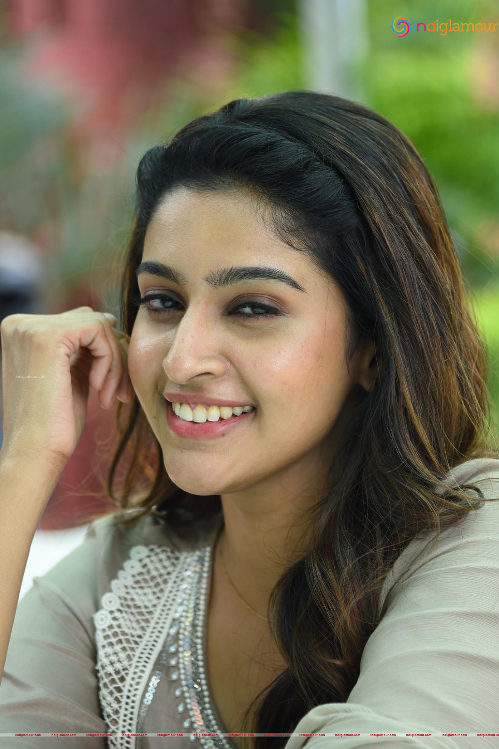 Tanya Ravichandran Actress hd photo