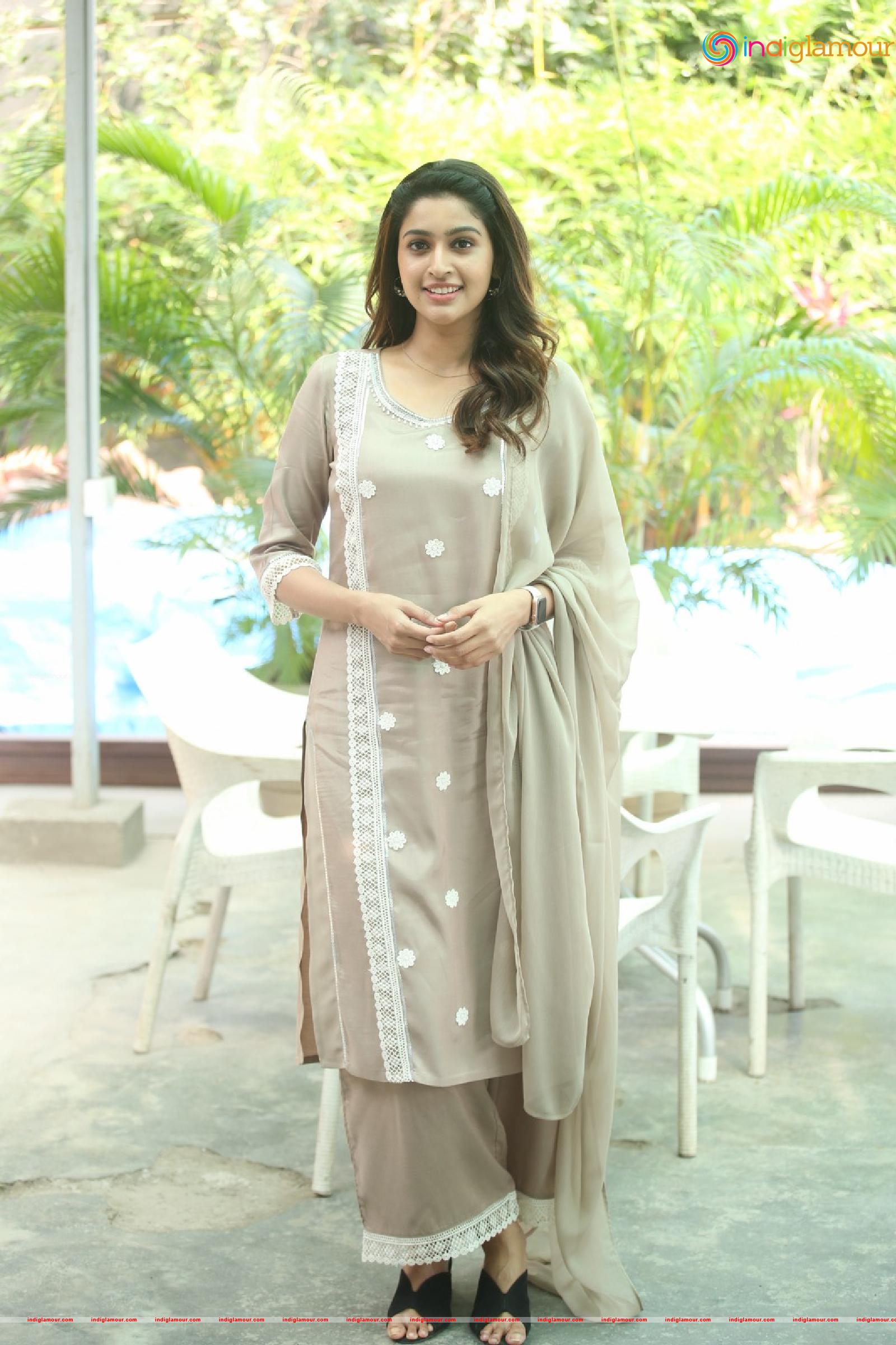 Tanya Ravichandran Actress hd photo