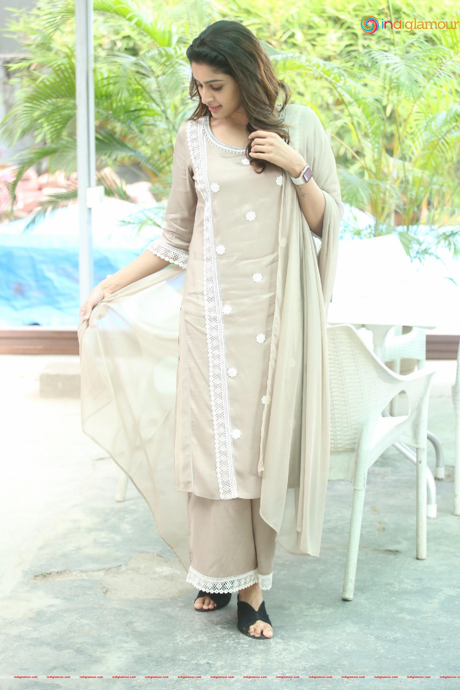 Tanya Ravichandran Actress hd photo
