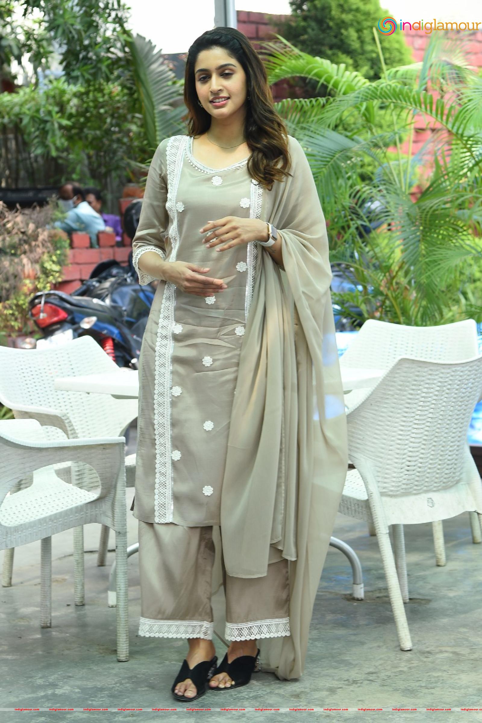 Tanya Ravichandran Actress hd photo