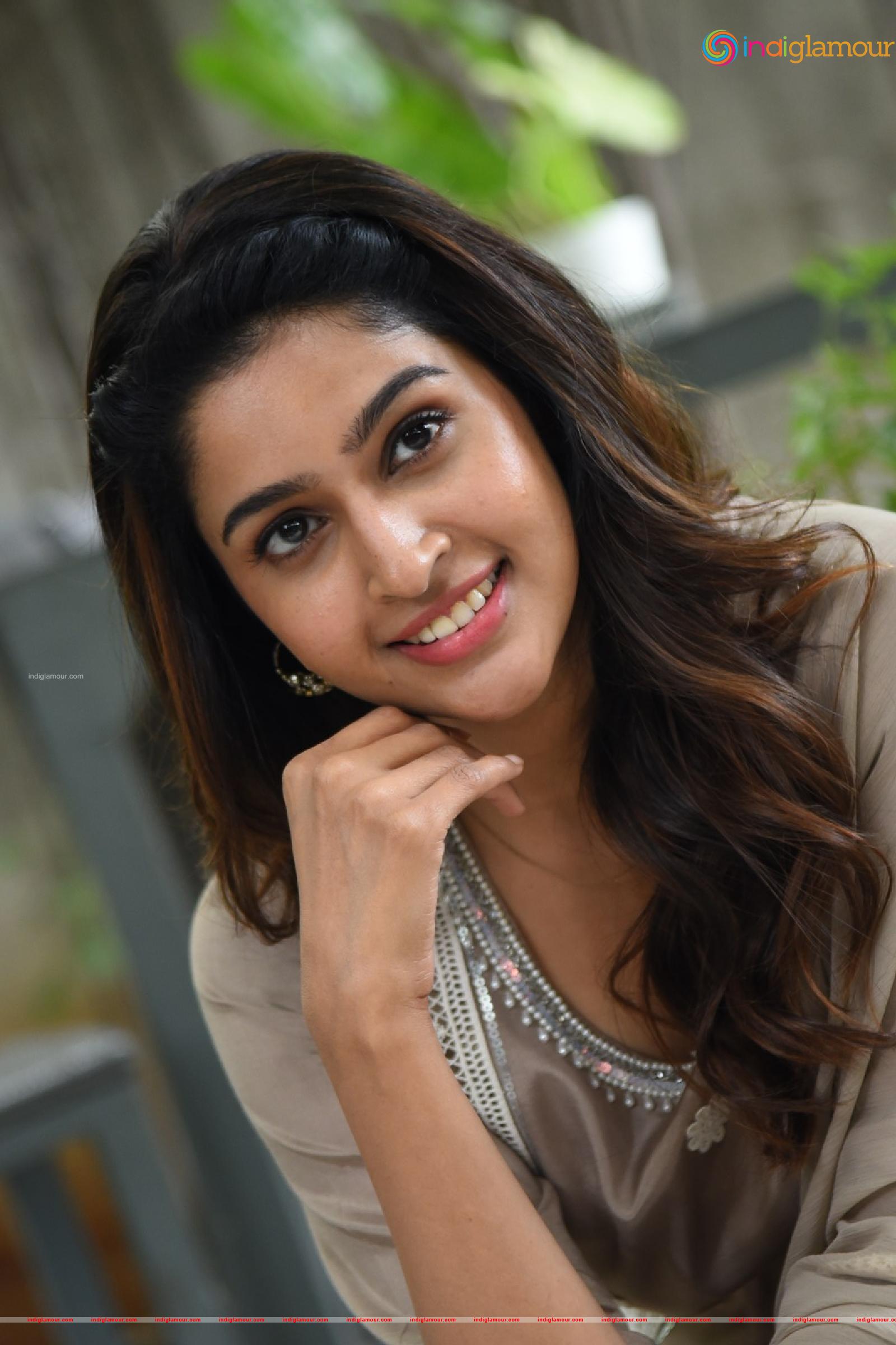 Tanya Ravichandran Actress hd photo