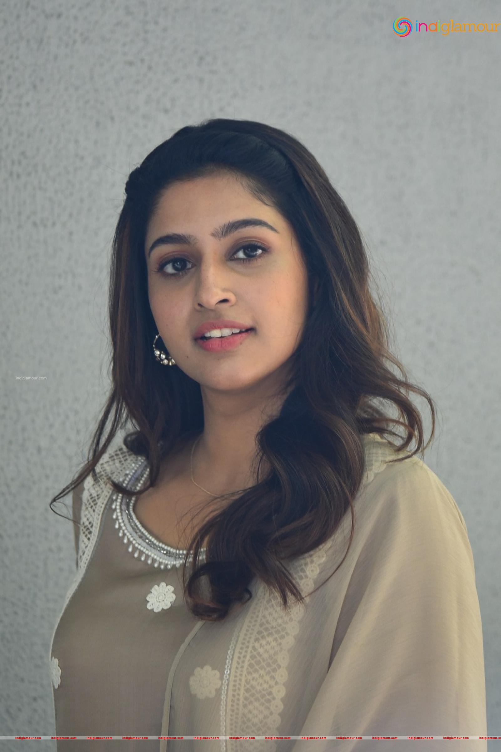 Tanya Ravichandran Actress hd photo