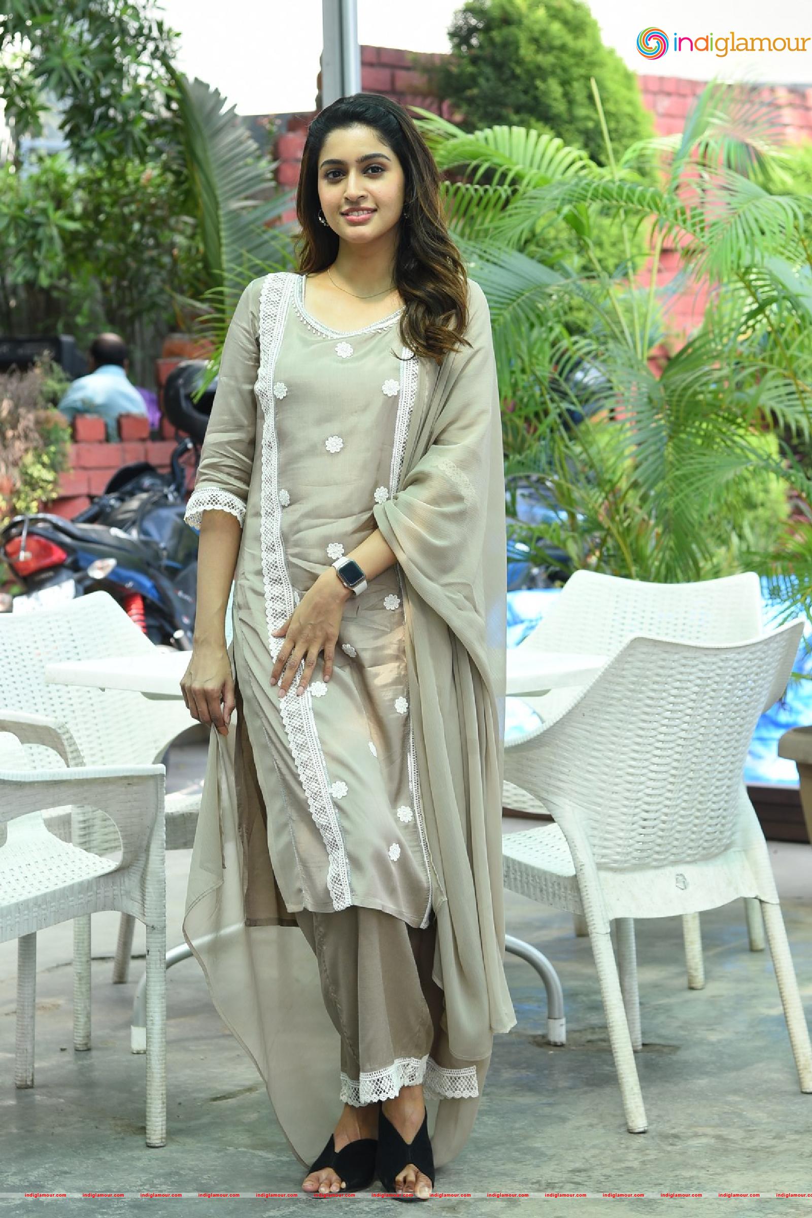 Tanya Ravichandran Actress hd photo