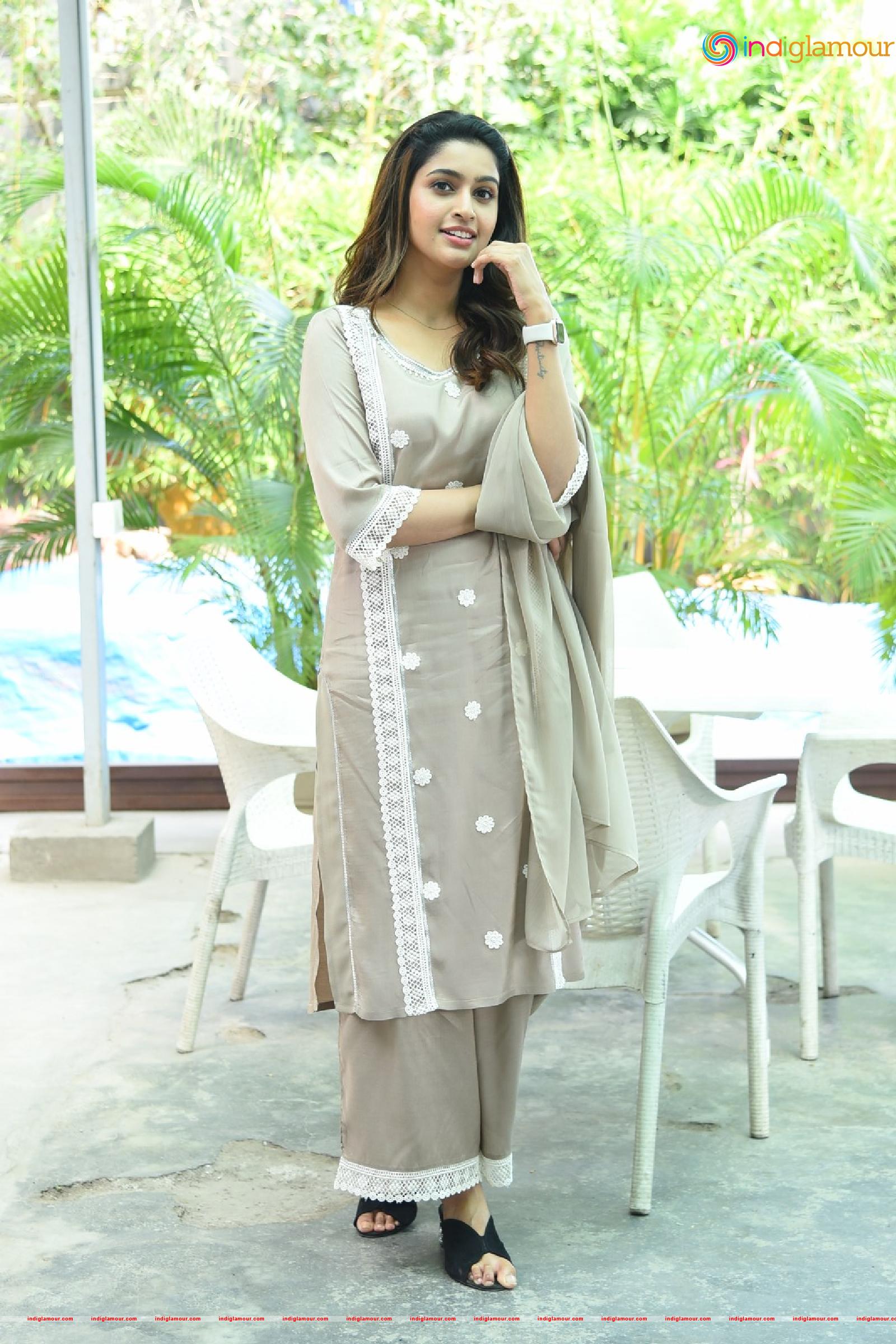 Tanya Ravichandran Actress hd photo