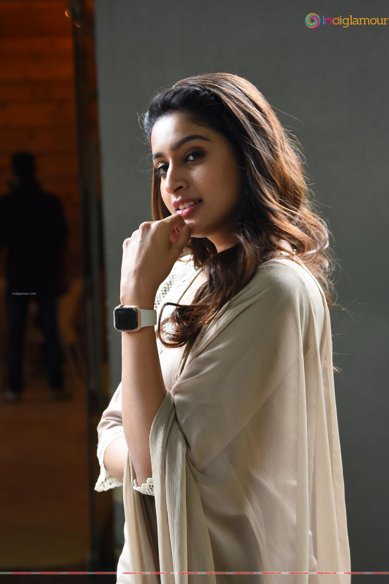 Tanya Ravichandran Actress hd photo