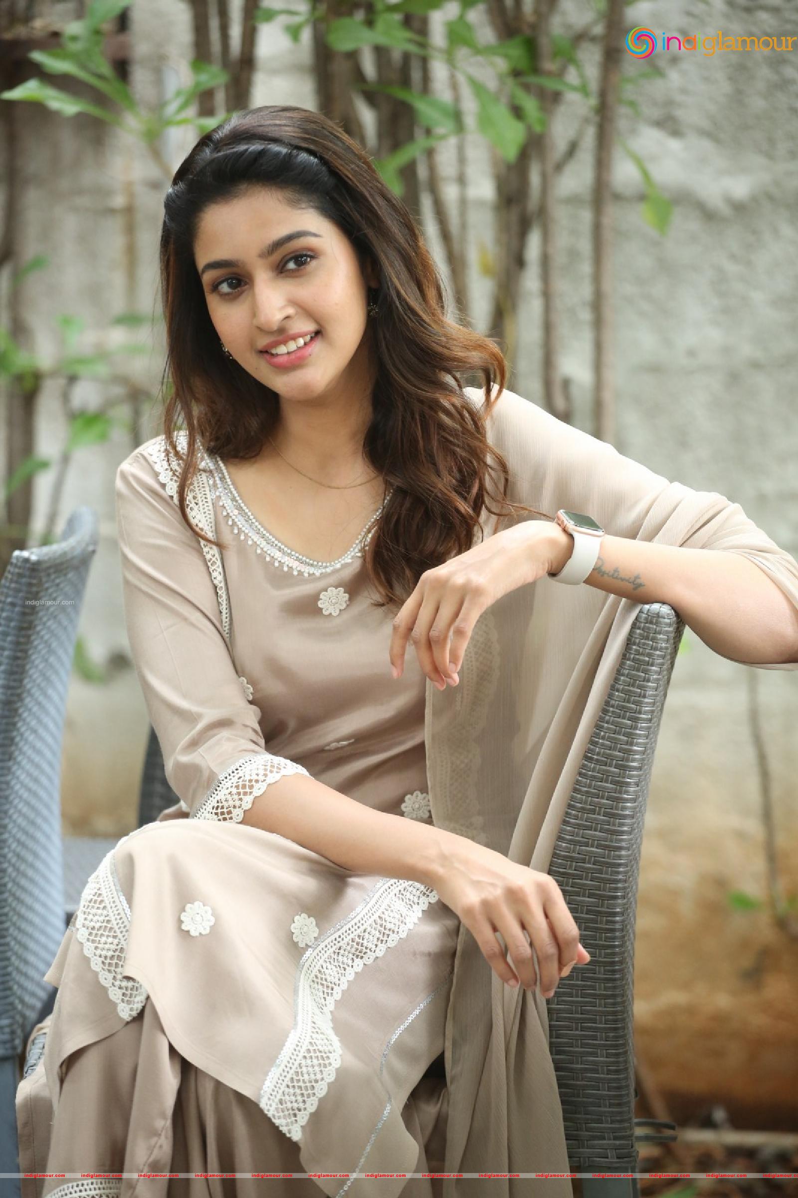 Tanya Ravichandran Actress hd photo