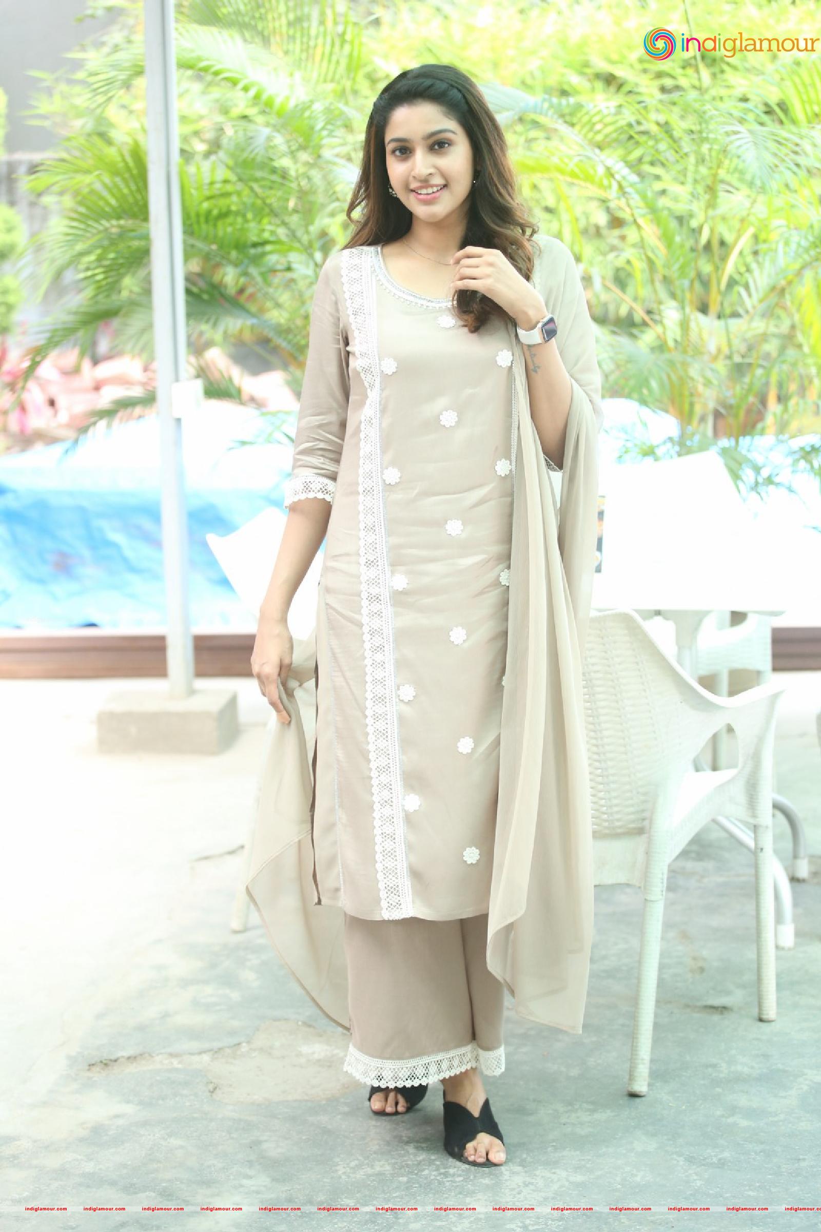 Tanya Ravichandran Actress hd photo