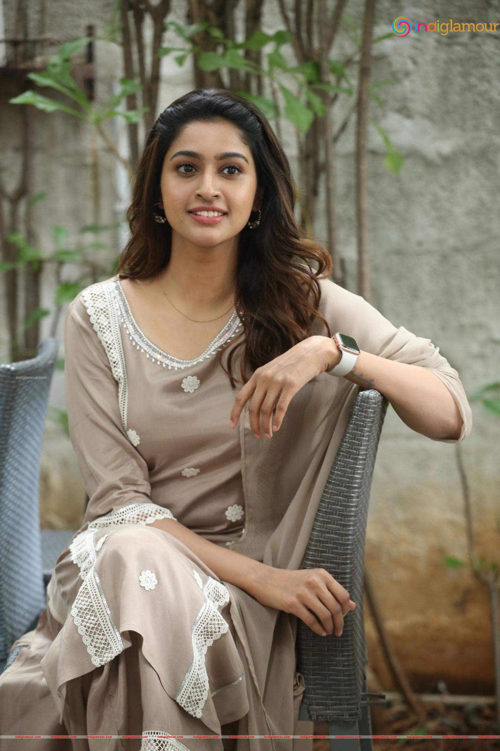 Tanya Ravichandran Actress hd photo