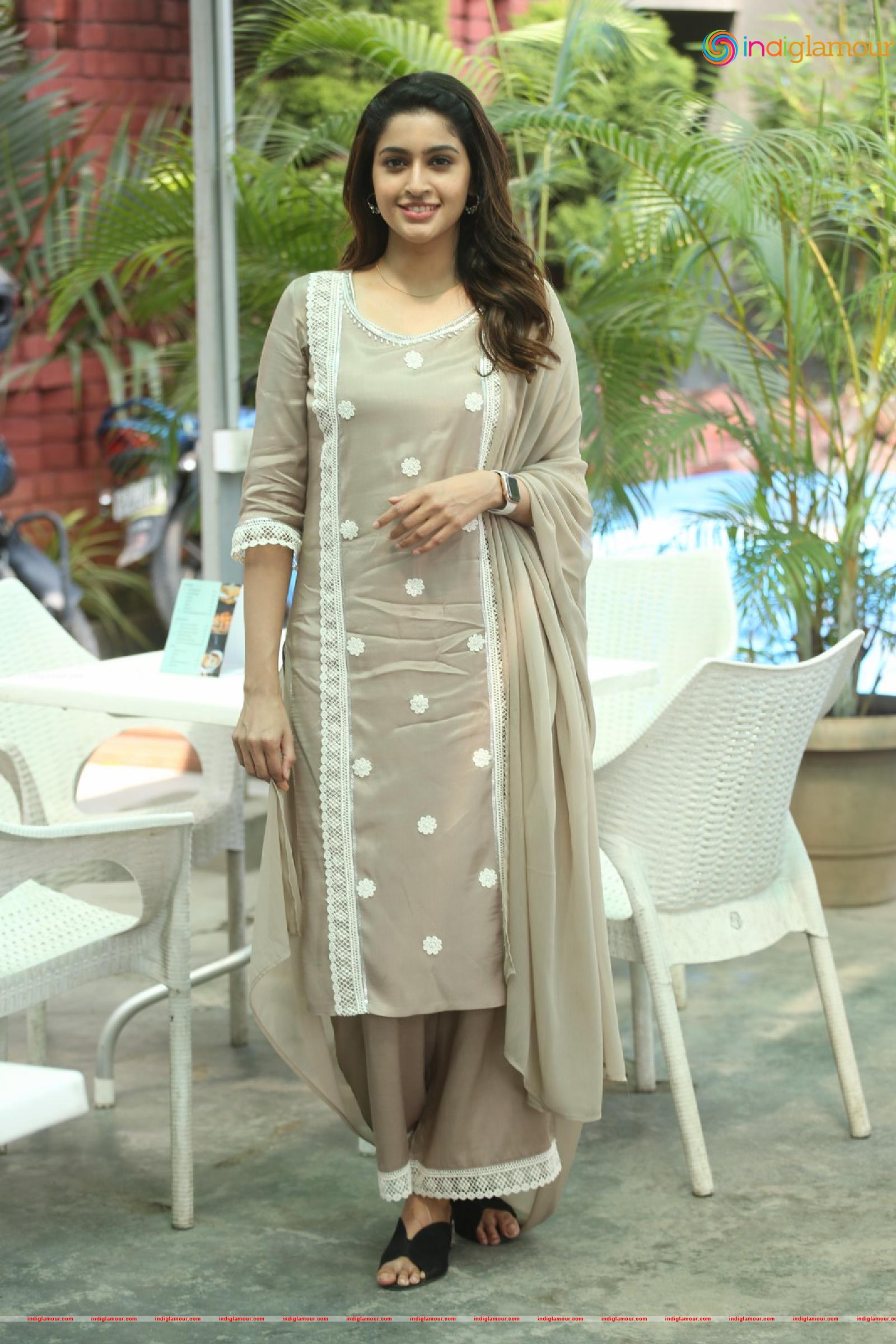 Tanya Ravichandran Actress hd photo