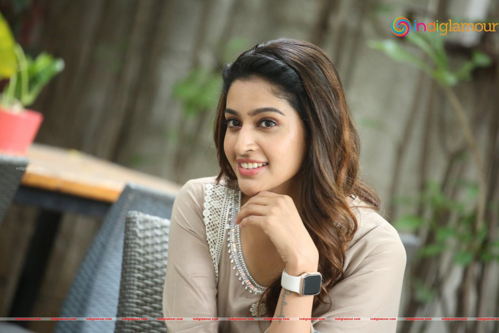 Tanya Ravichandran Actress hd photo