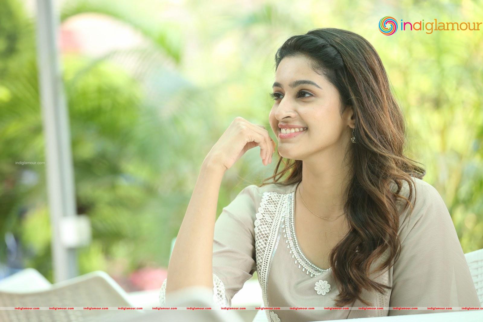Tanya Ravichandran Actress hd photo