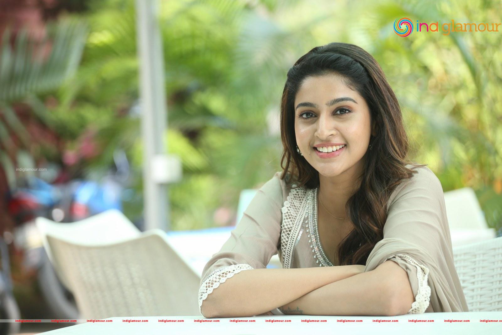 Tanya Ravichandran Actress hd photo