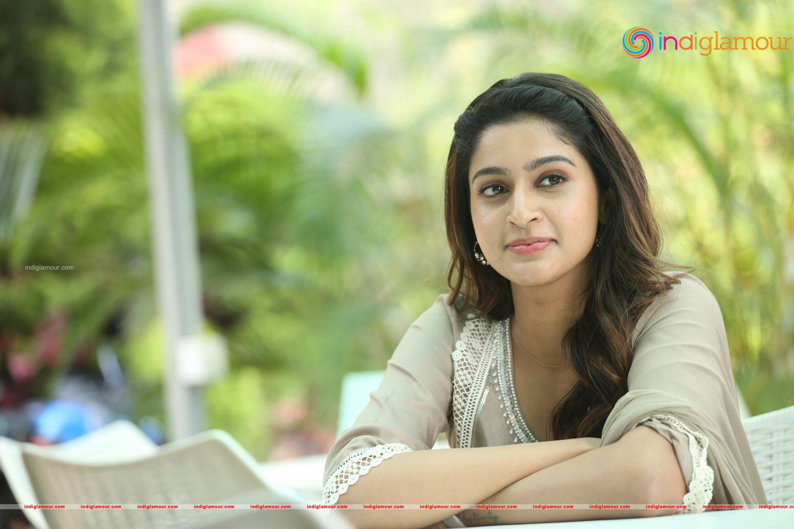 Tanya Ravichandran Actress hd photo