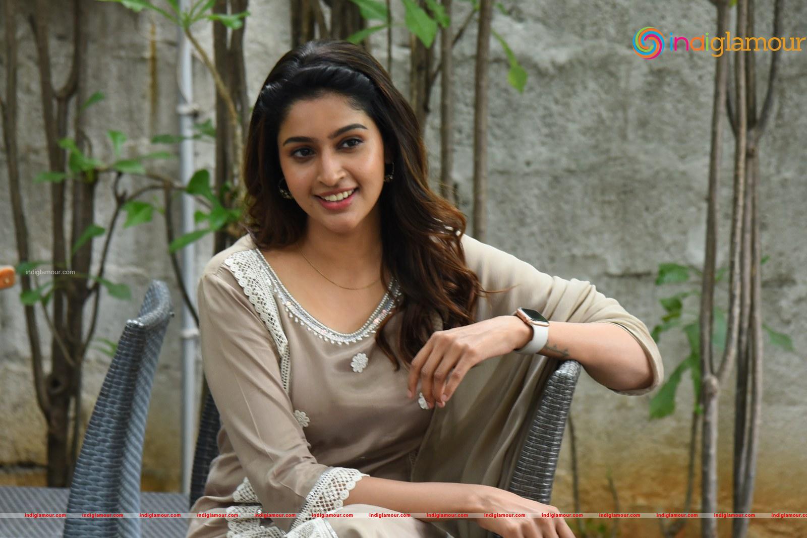 Tanya Ravichandran Actress hd photo