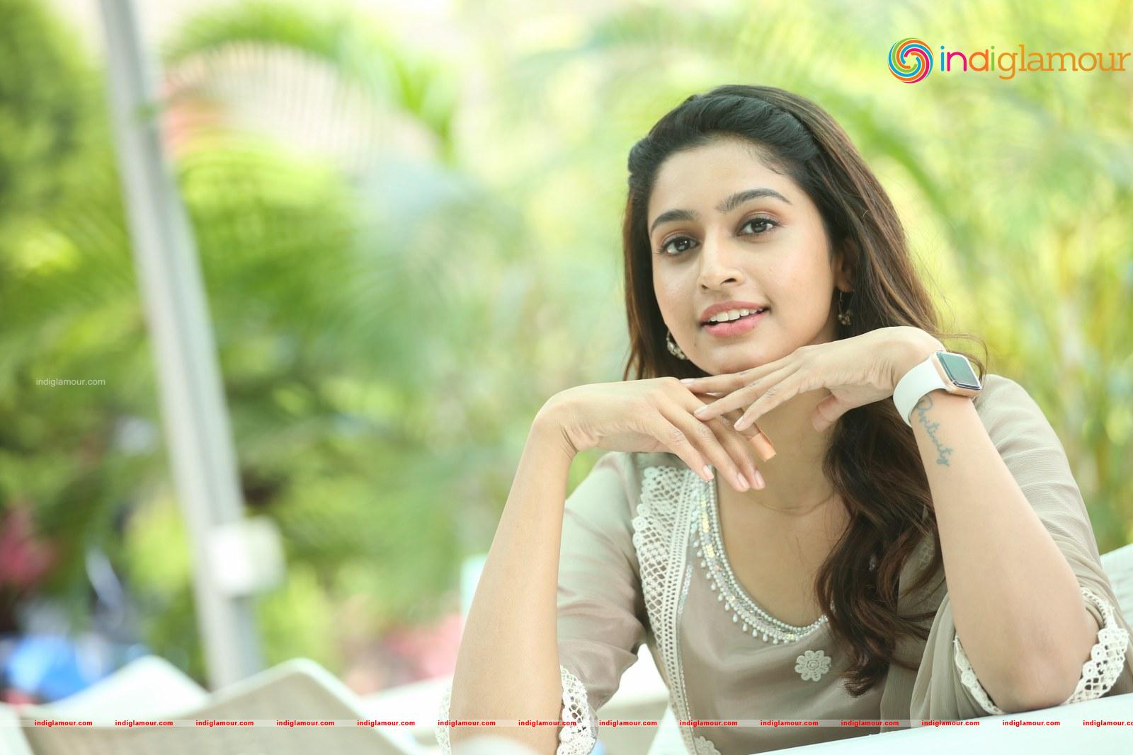 Tanya Ravichandran Actress hd photo