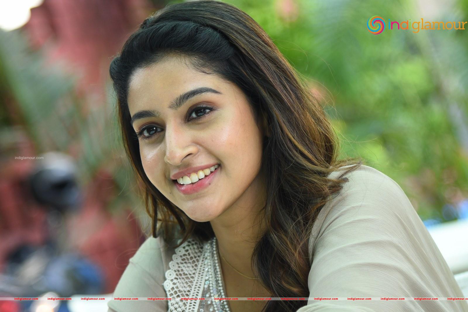 Tanya Ravichandran Actress hd photo