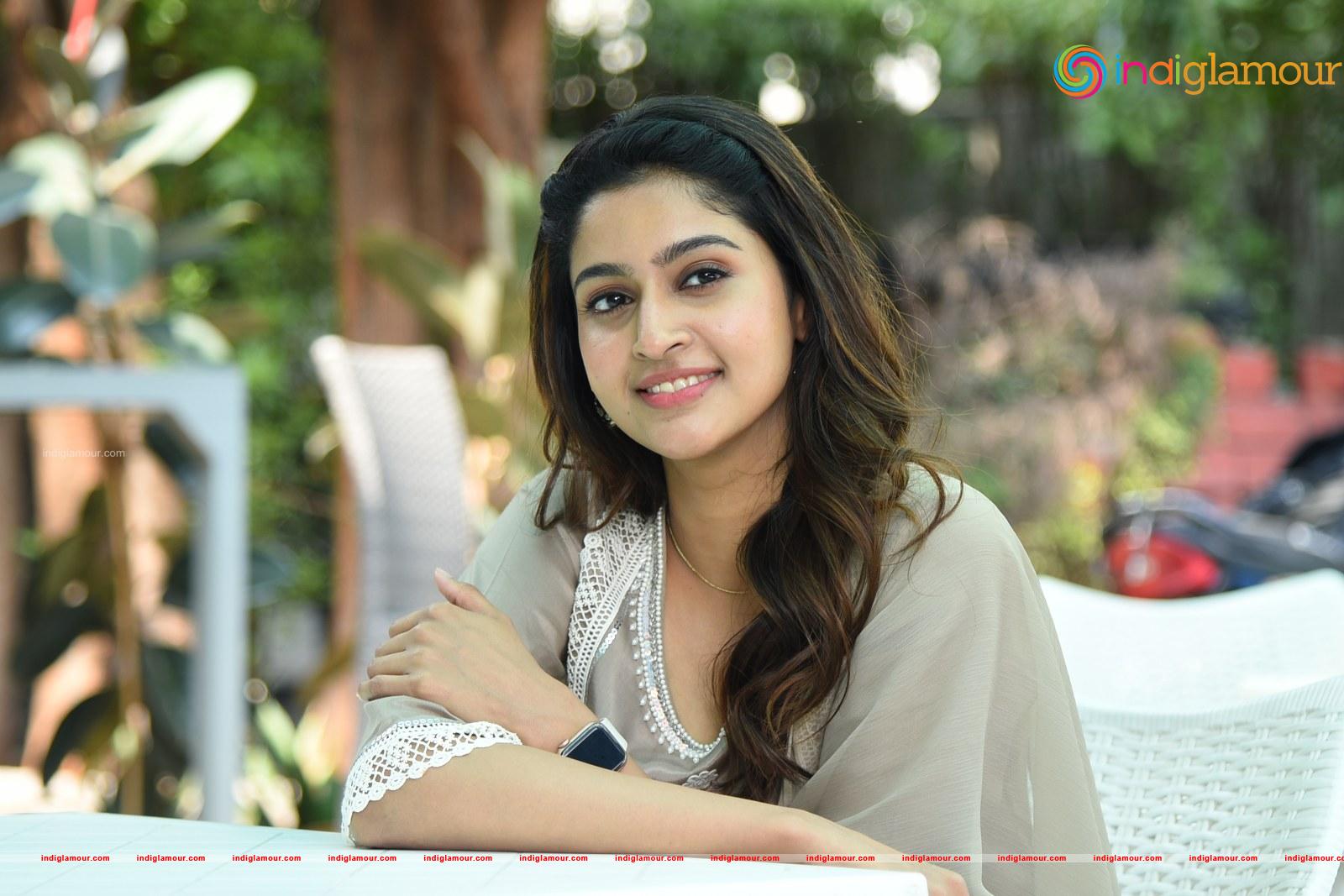 Tanya Ravichandran Actress hd photo