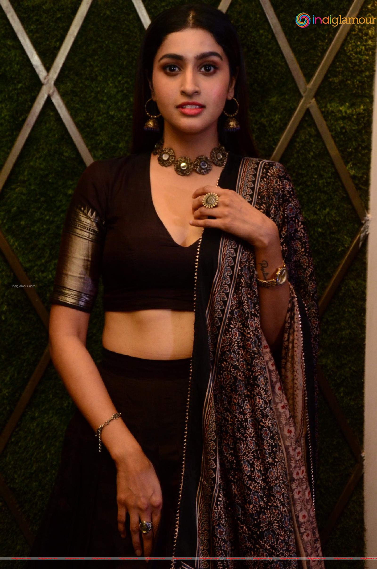 Tanya Ravichandran Actress hd photo