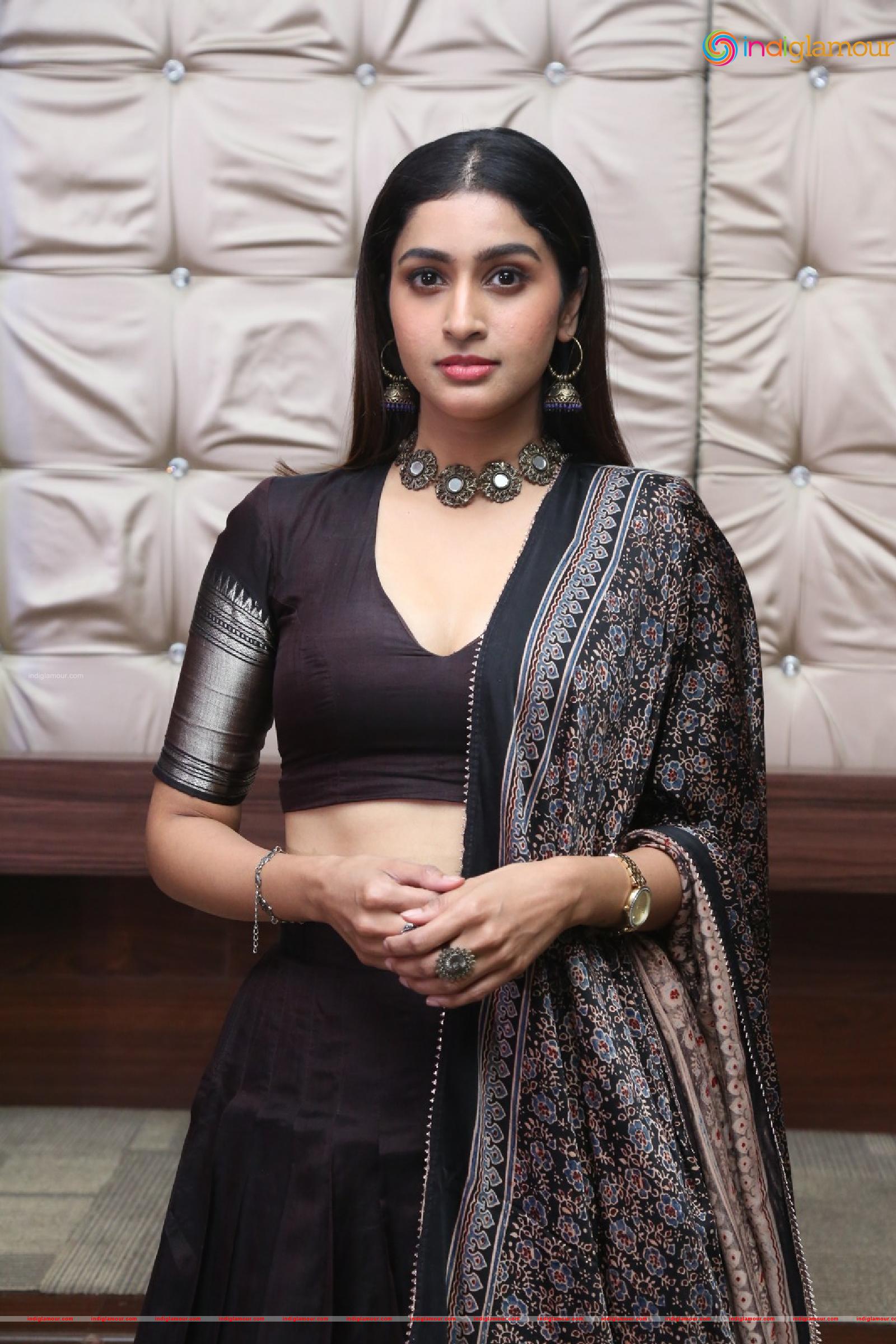 Tanya Ravichandran Actress hd photo