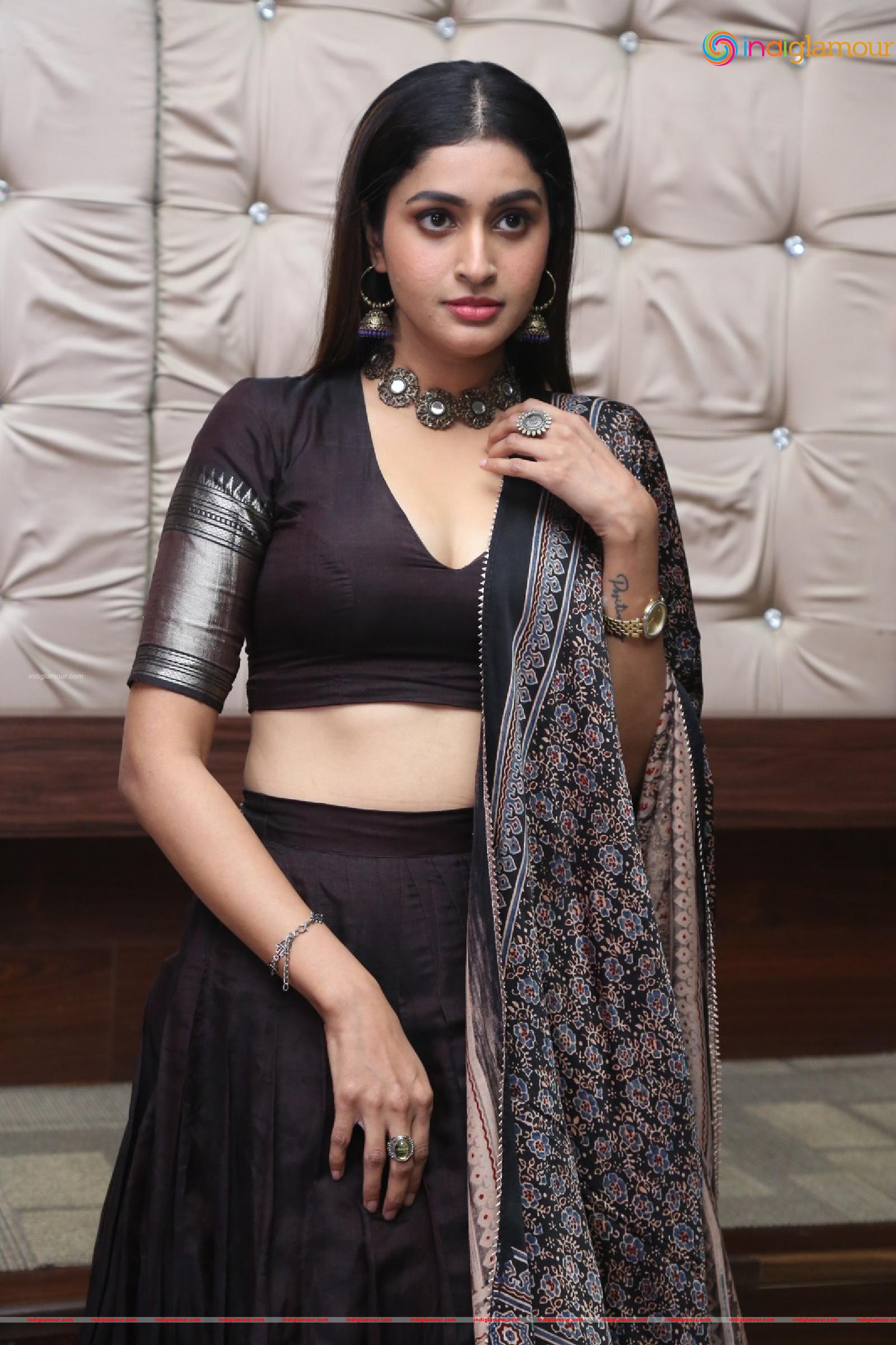Tanya Ravichandran Actress hd photo